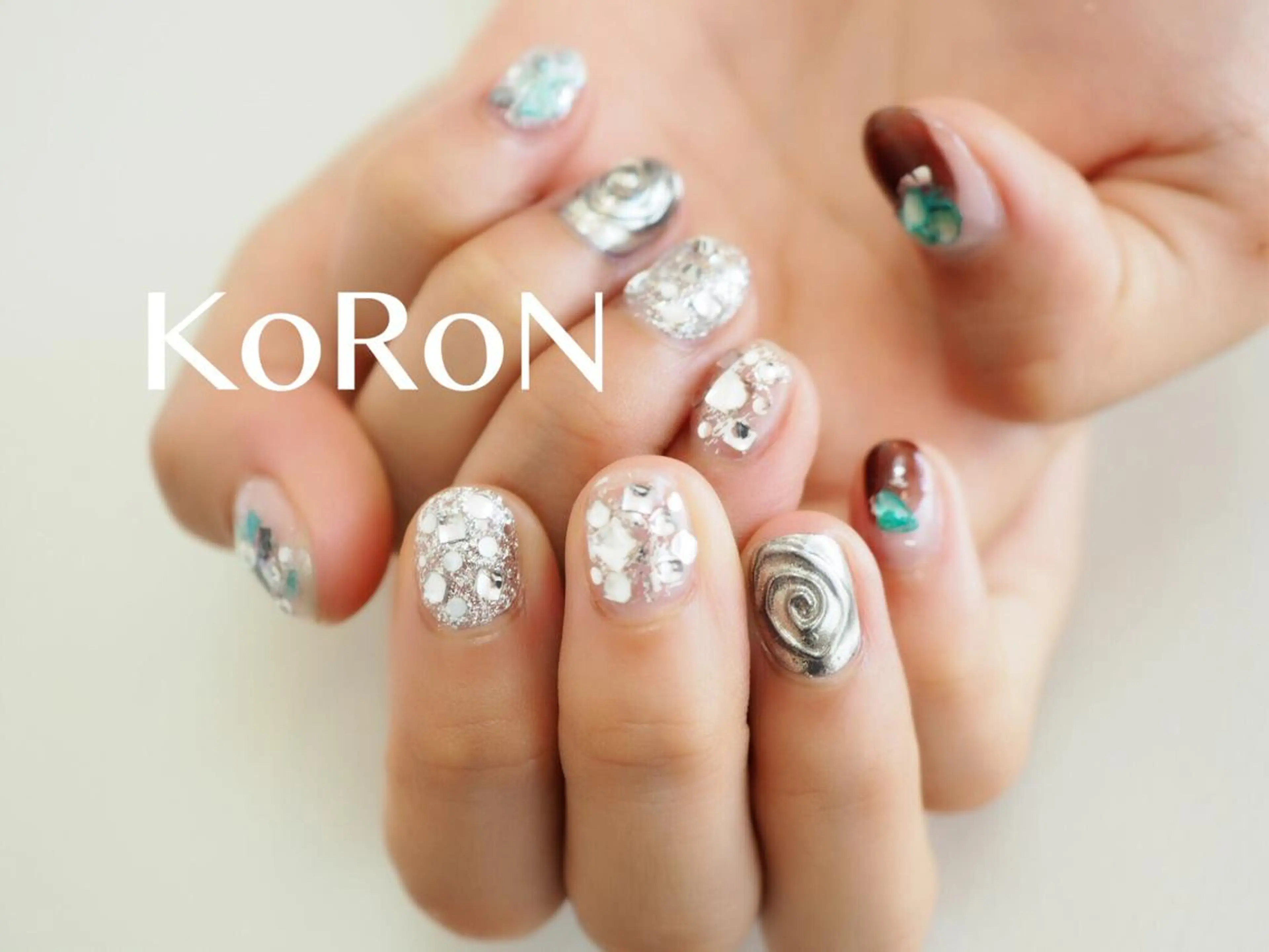 ネイル 持ち込み ハンドネイル 自宅サロン鎌倉 KORONのネイルデザイン
