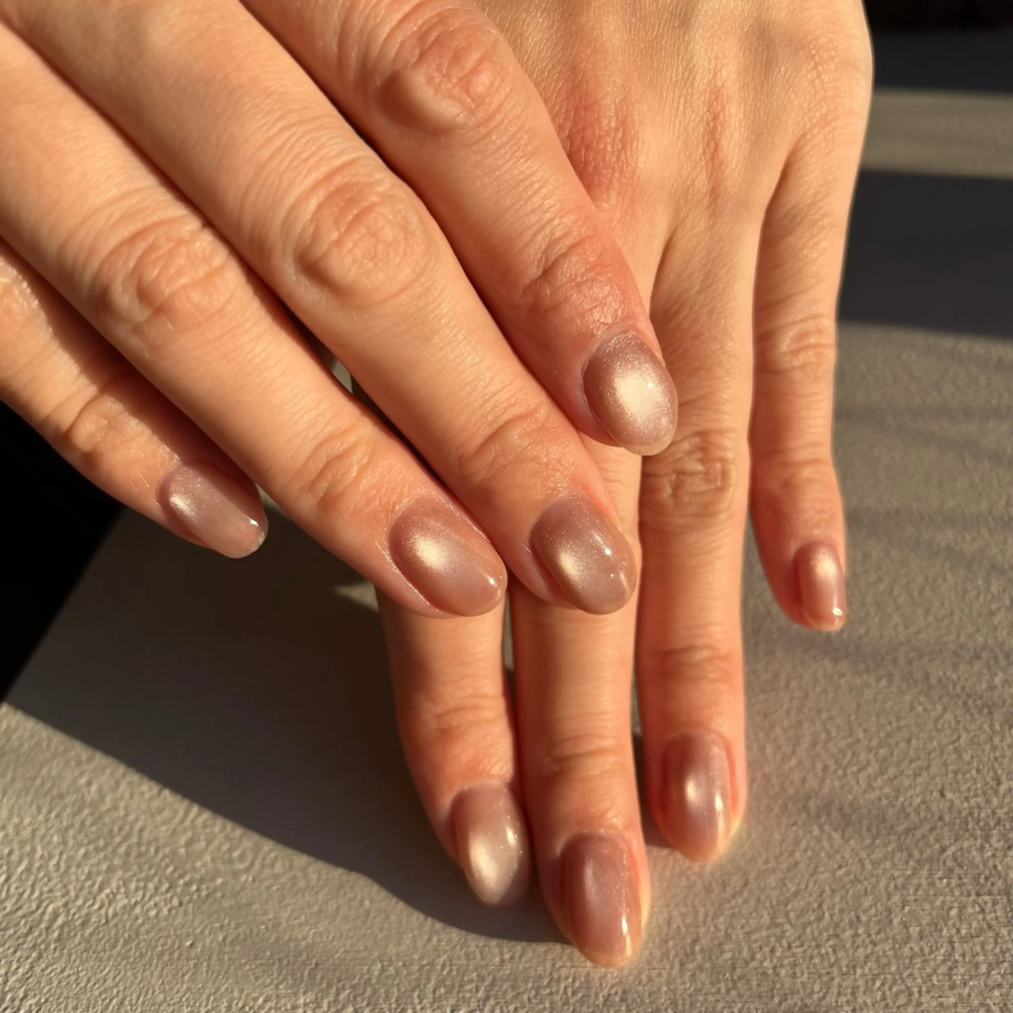 ネイル KARIN LANDHAKATAのネイルデザイン