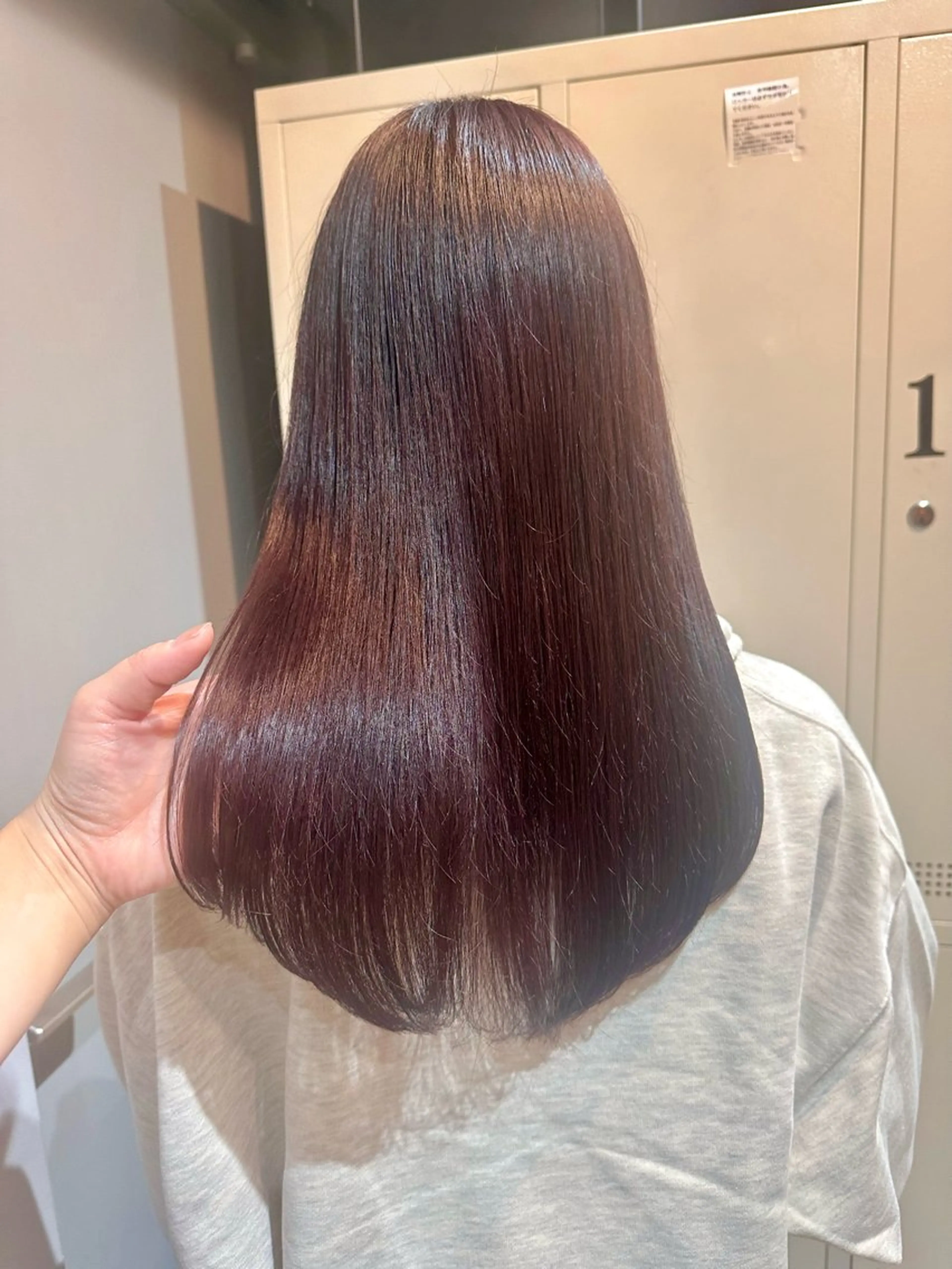 セミロング カラー ブラウンカラー 透明感カラー ピンクカラー ピンクブラウン 縮毛矯正+モテカラー 🎀✨MIHOのヘアスタイル