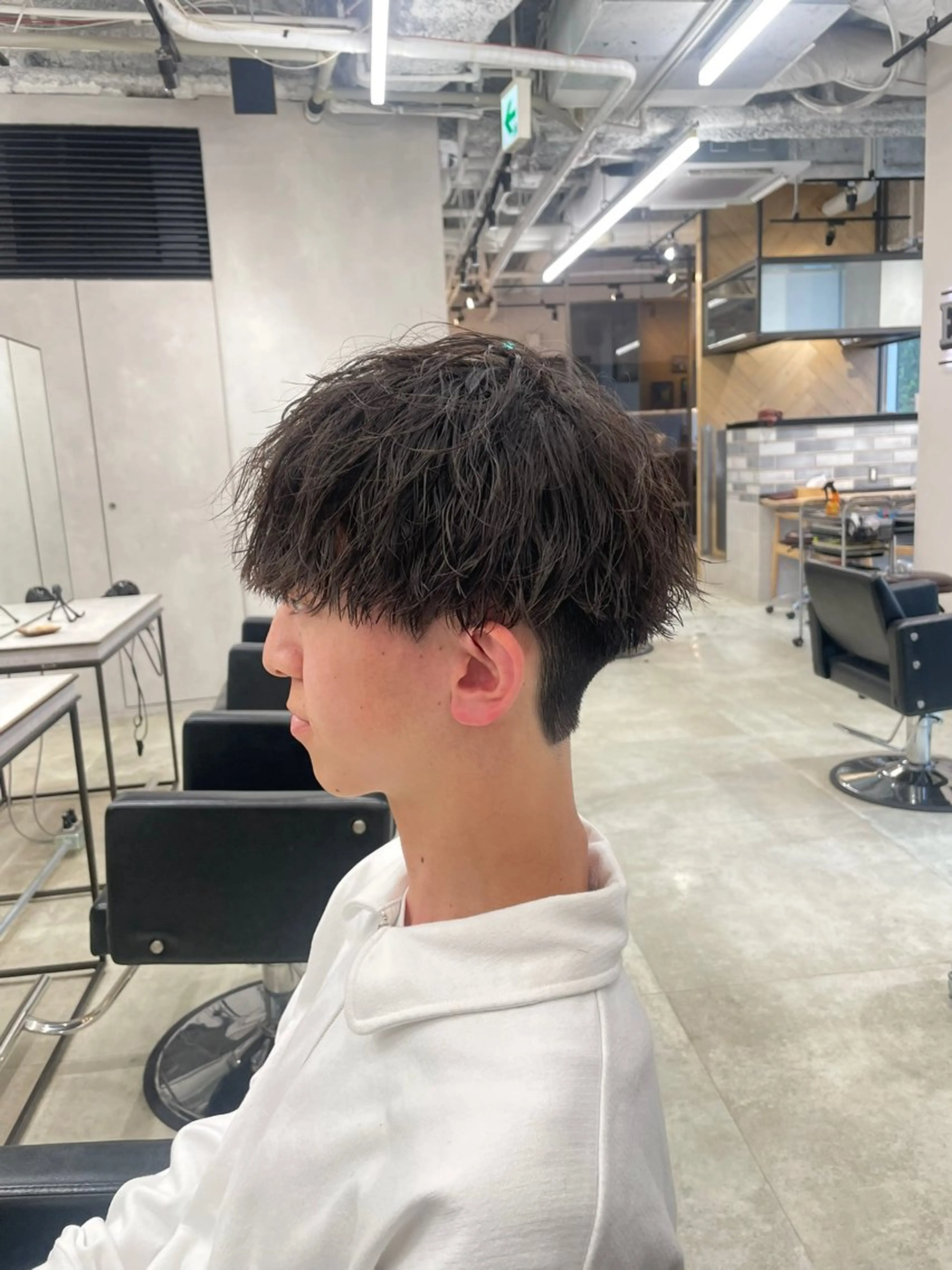 ショート パーマ メンズ メンズパーマ メンズツイストパーマ ツイストパーマ カット パーマ メンズ特化🔥 金子直斗のヘアスタイル