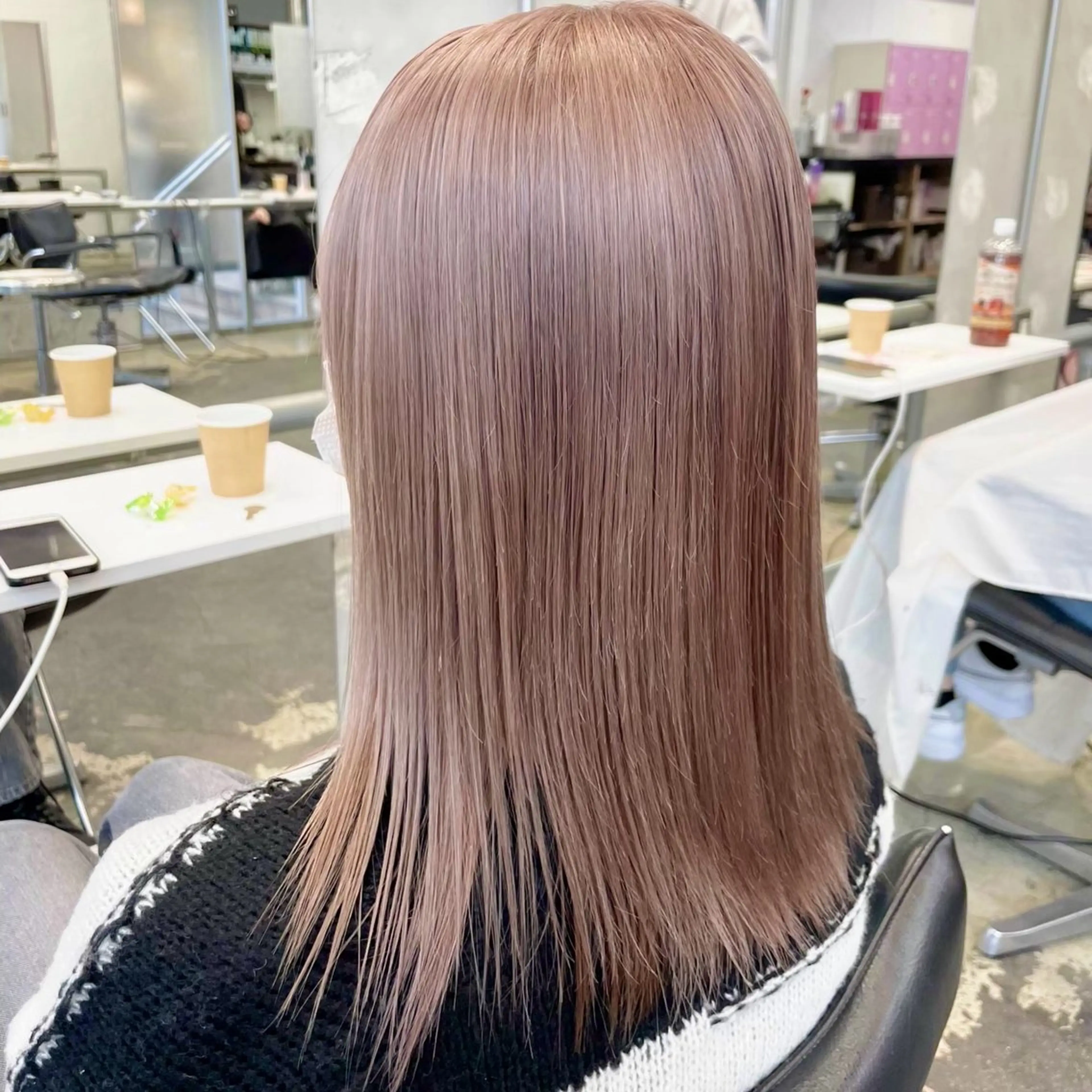 セミロング カラー ヘアアレンジ ヘアカラー トリートメント 🎀淡色×ブリーチ/ ベージュ✨RINOのヘアスタイル