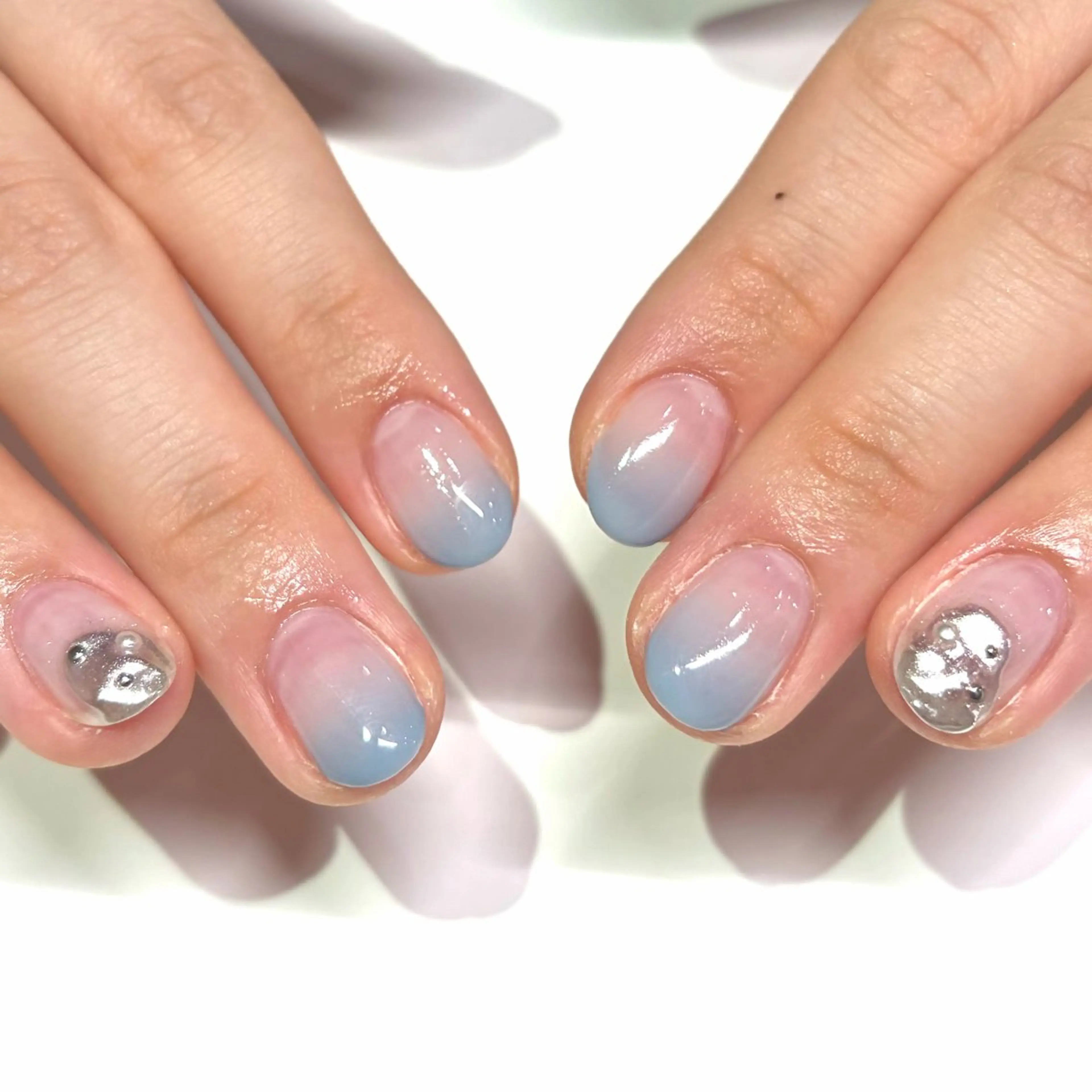 ネイル アートネイル グラデーション Akazawa Nanaのネイルデザイン