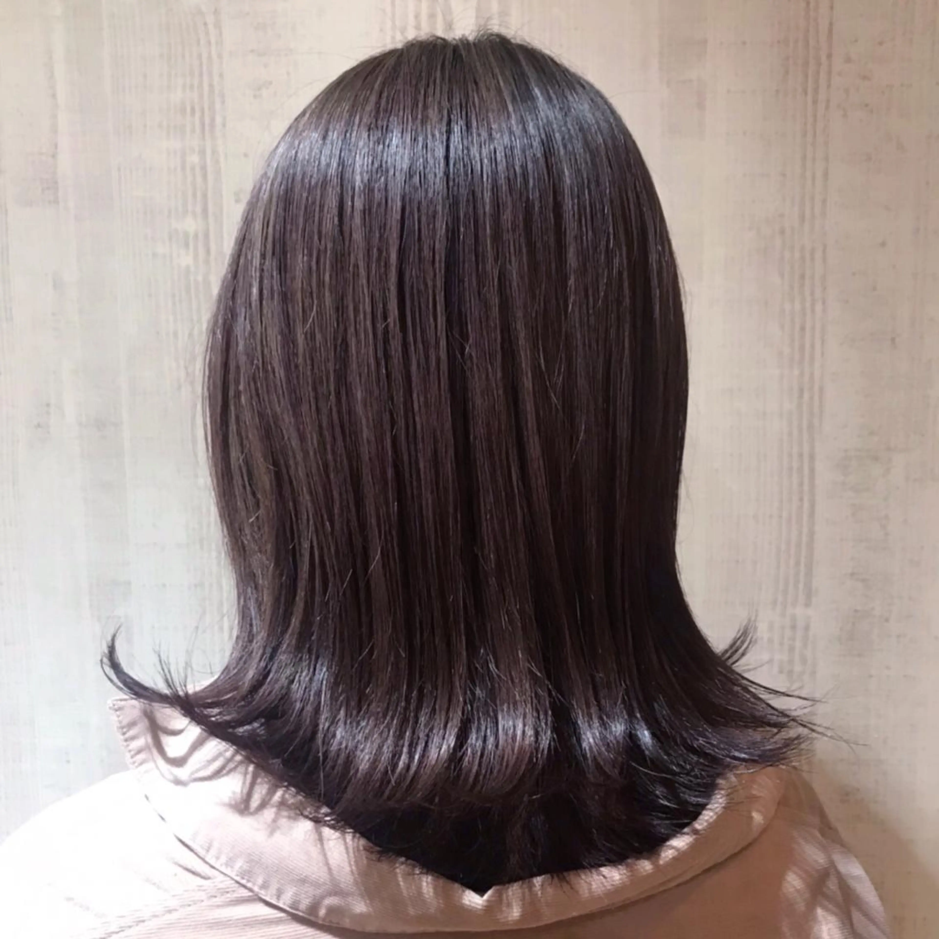 ミディアム A. Seoのヘアスタイル