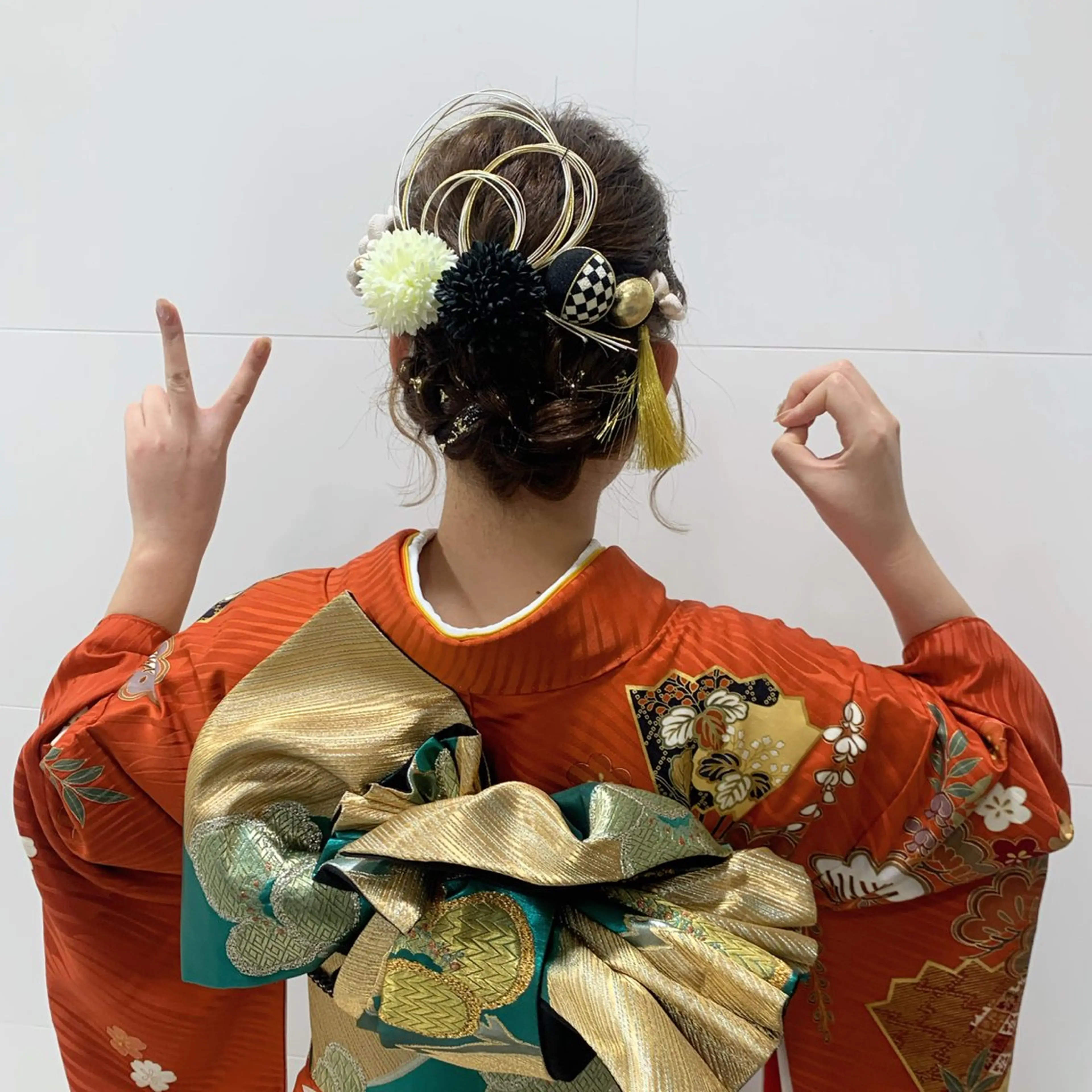 ロング ヘアセット 山下恋佳/矢場町/ ブリーチ/ショートのヘアスタイル