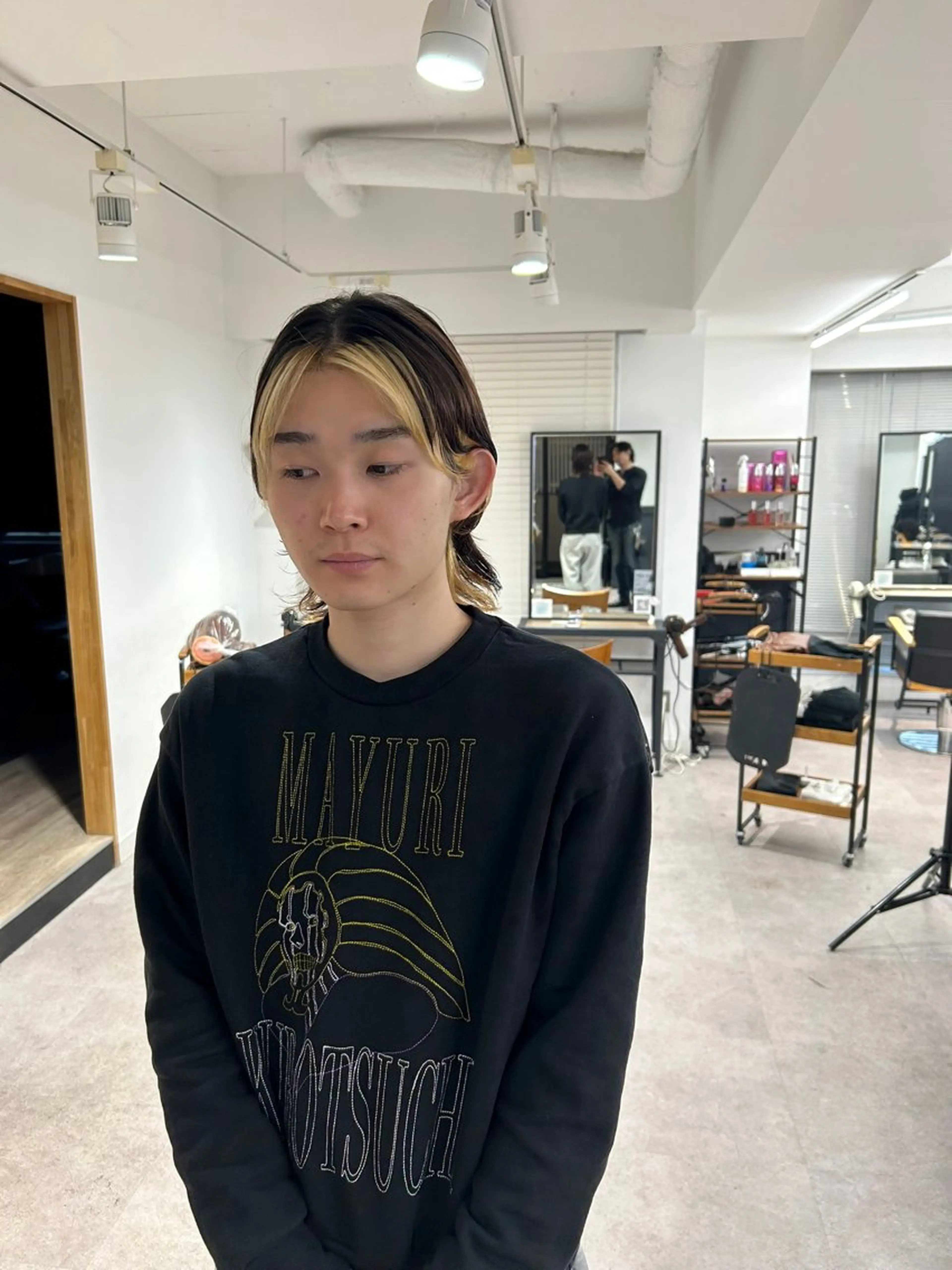 ミディアム カラー メンズ メンズブリーチ メンズインナーカラー ブリーチ インナーカラー ヘアカラー 🐻‍メンズパーマ 特化sota🐻‍のヘアスタイル