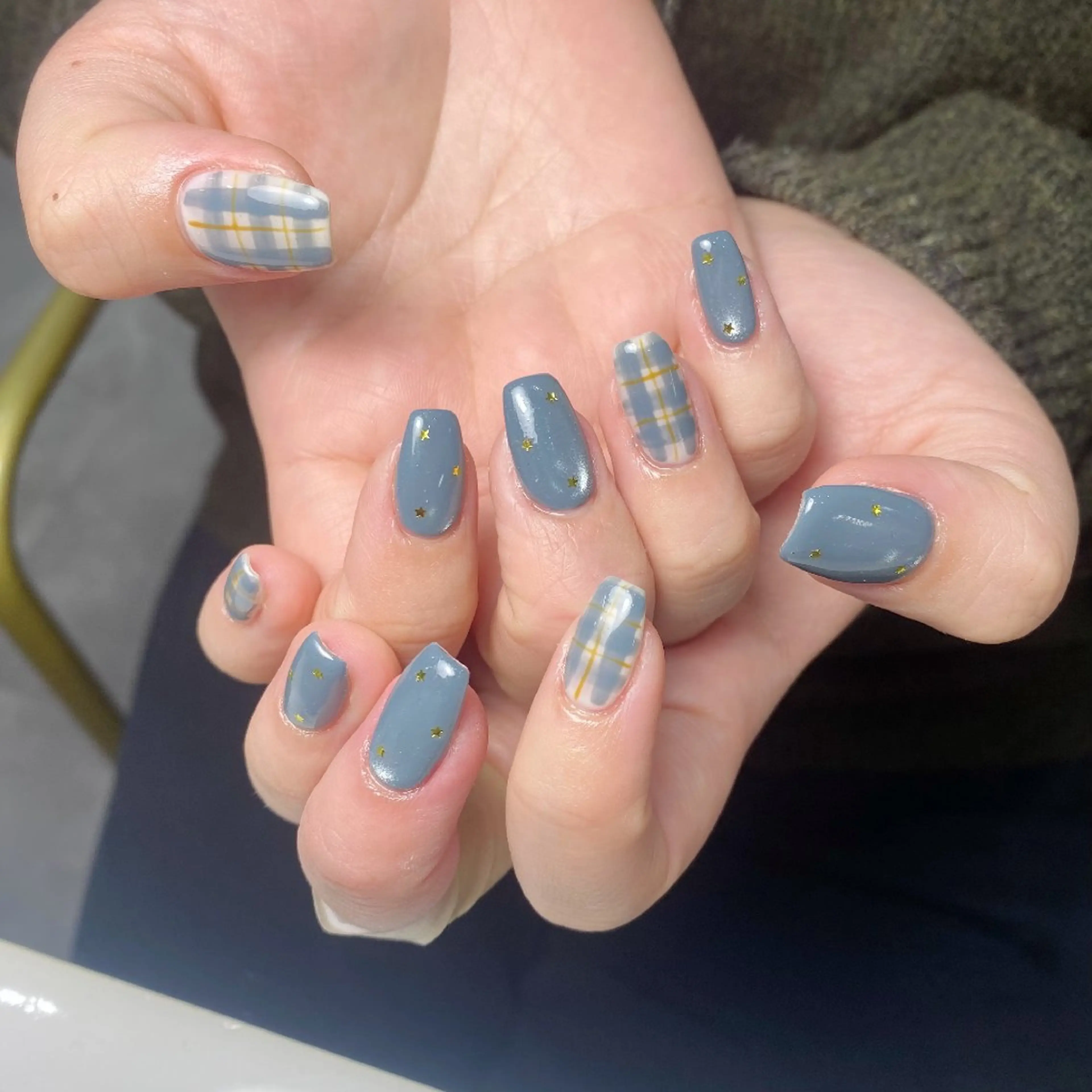 ネイル チークネイル フレンチネイル ジェルネイル ガーリー キラキラネイル ハンドネイル UM Nail Salonのネイルデザイン