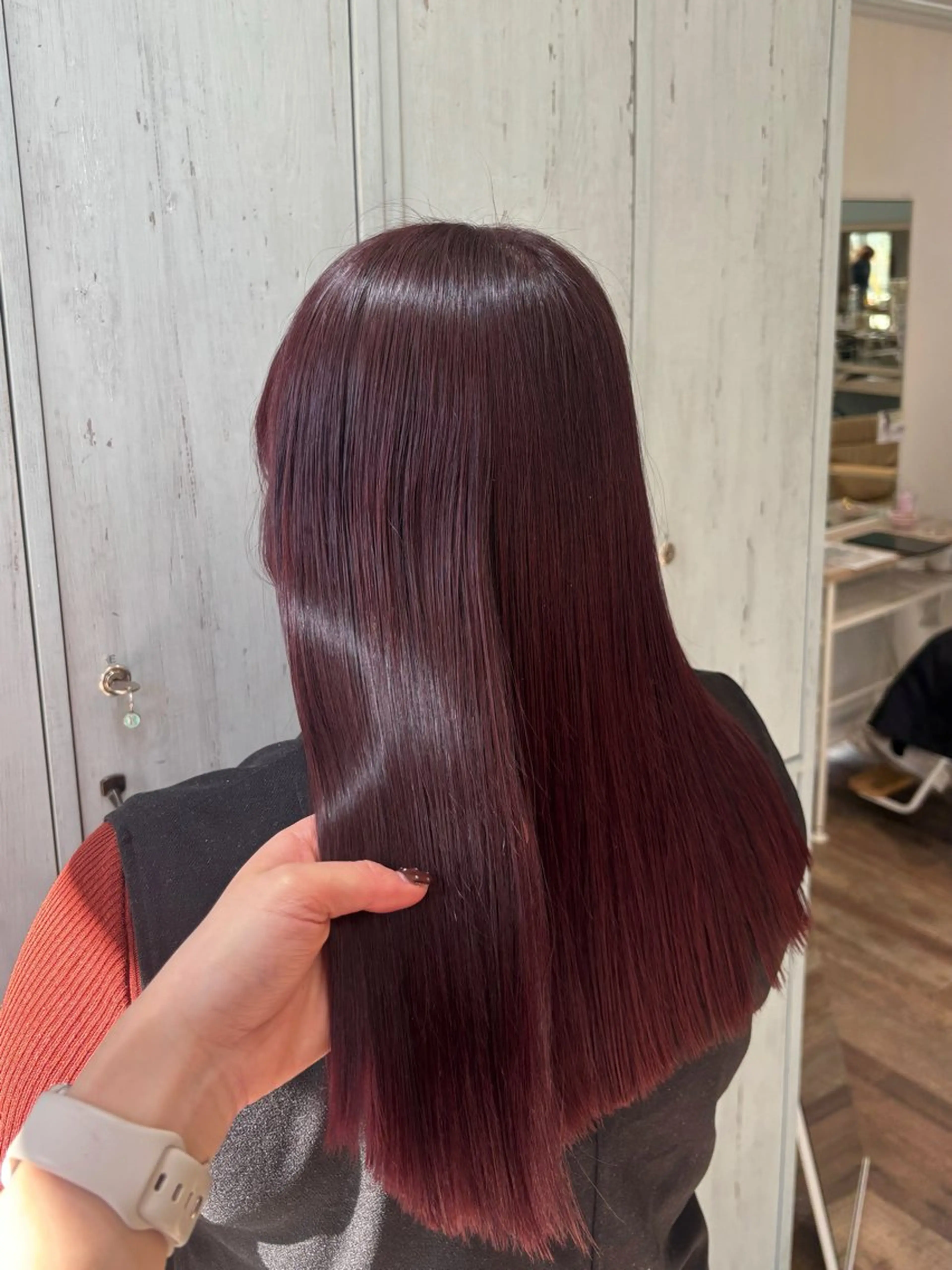 ミディアム カラー レッドカラー カット ヘアカラー トリートメント yusa/暖色カラー /ワインレッド/赤髪のヘアスタイル