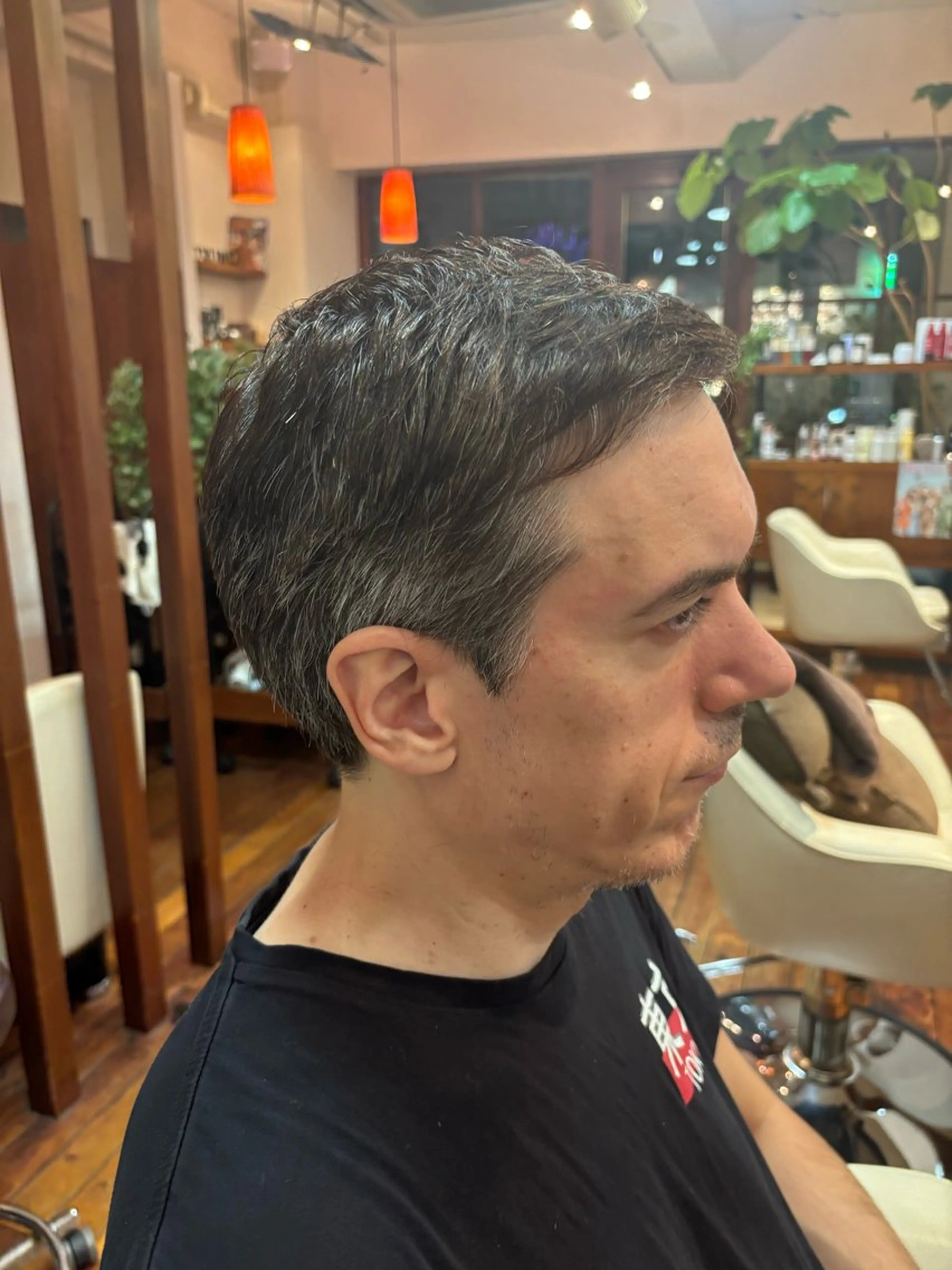 ショート メンズ カット 小野瀬 文哉のヘアスタイル