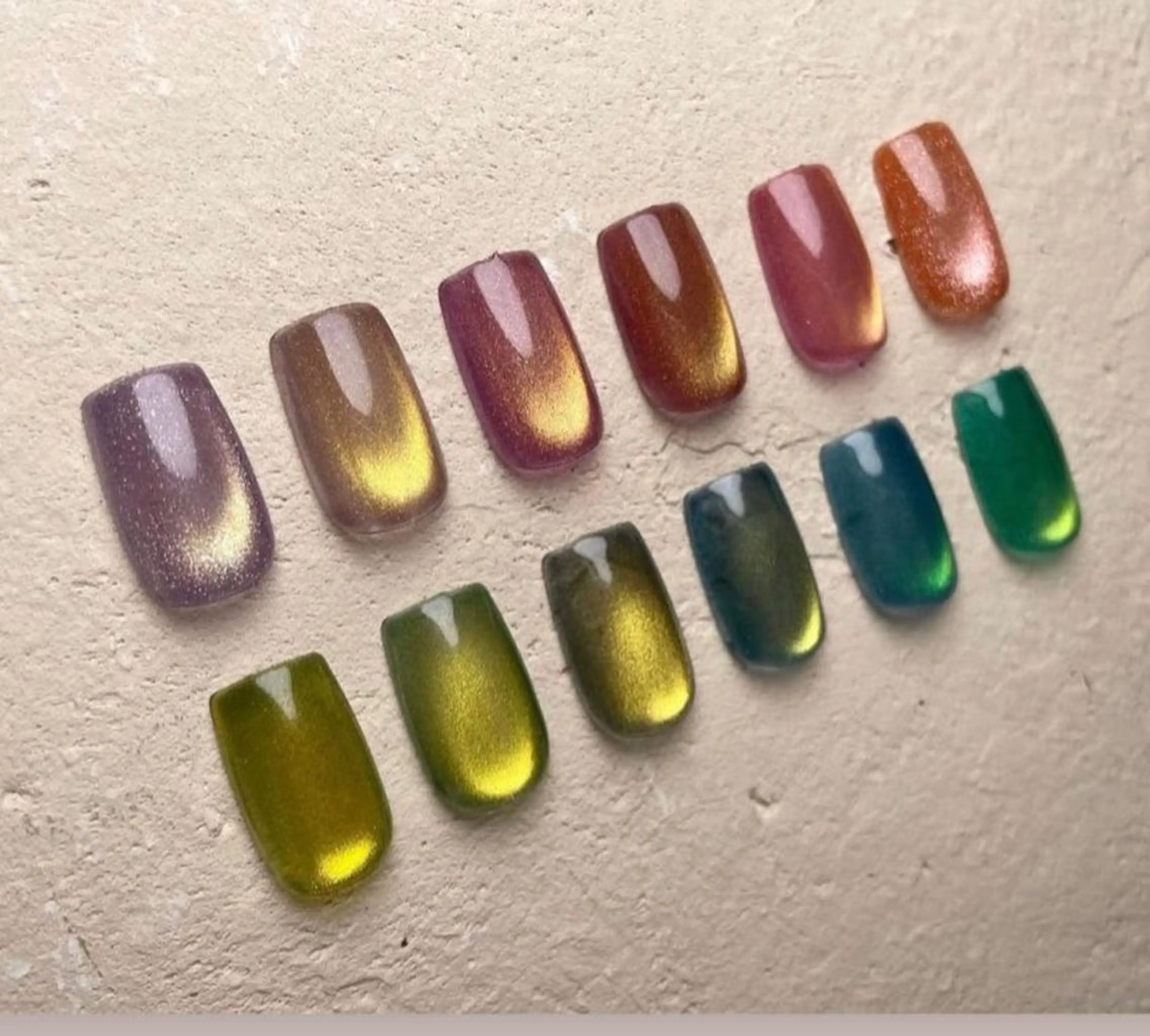 ネイル マグネットネイル 春ネイル 甲府市徳行 🧸prunelleのネイルデザイン