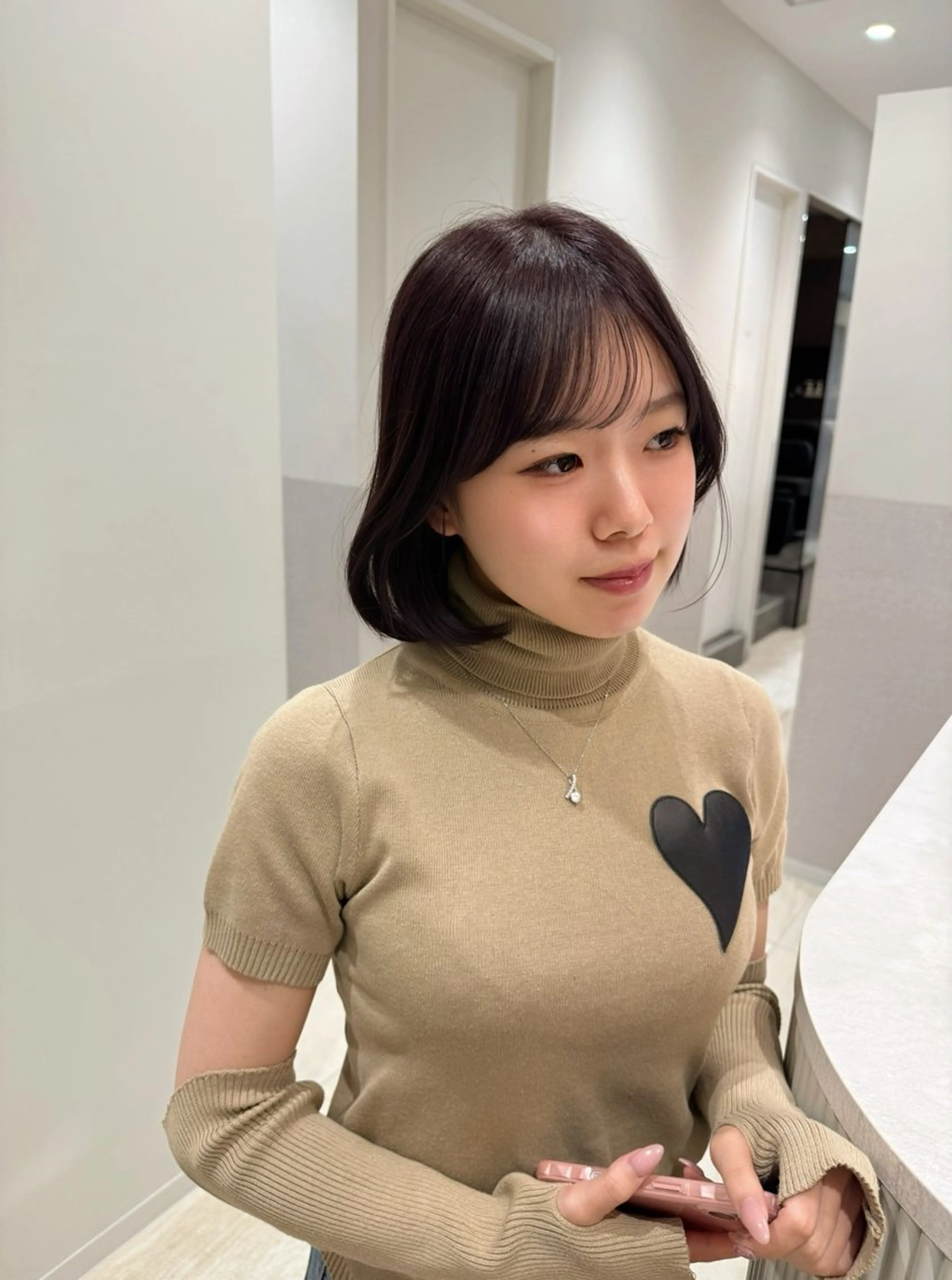 ショート カット ヘアカラー 顔周りの垢抜けヘア 立山あいりのヘアスタイル