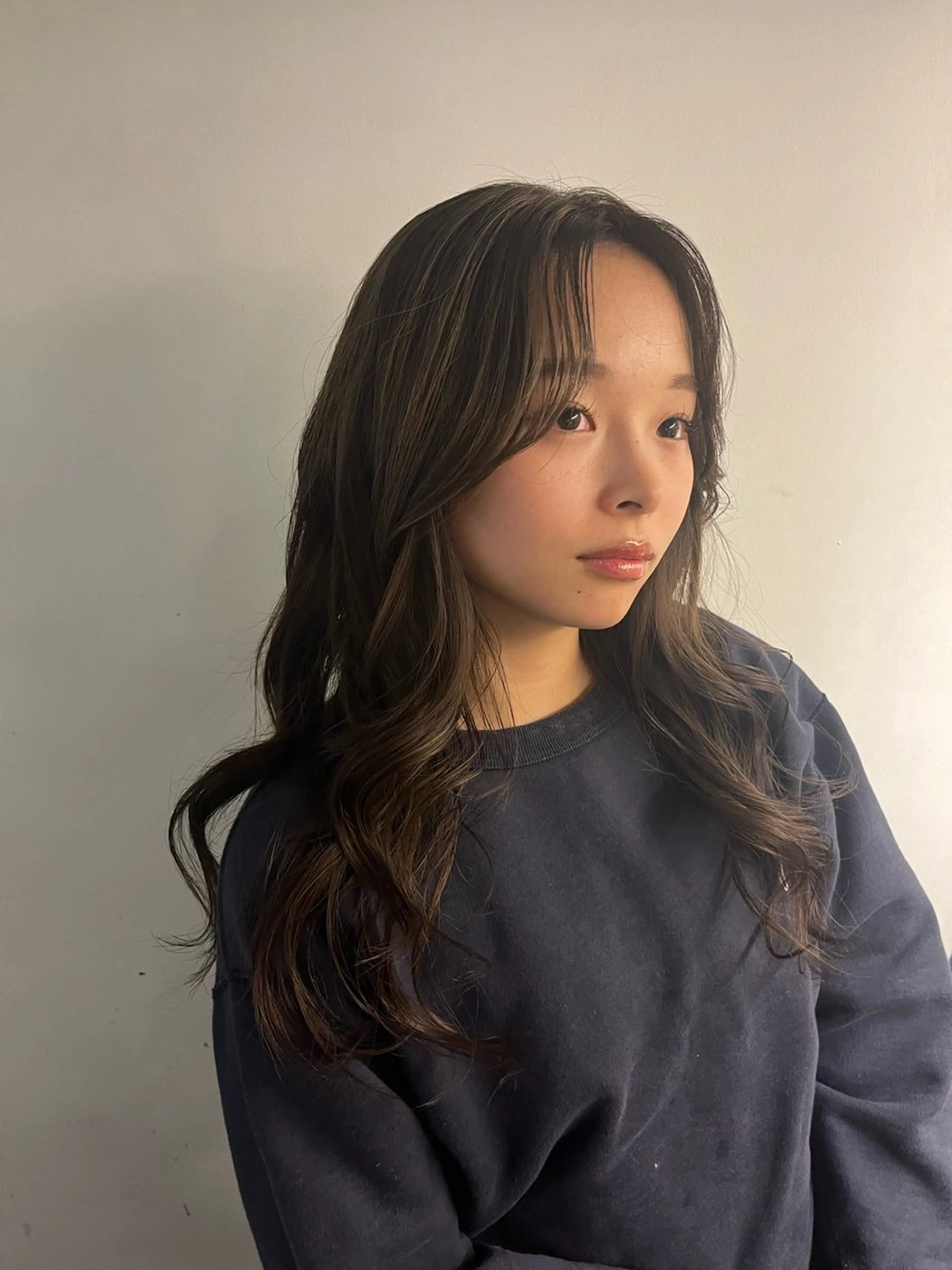 ロング カラー デザインカラー ハイライトカラー ハイライト 透明感カラー人気 ナンバーワンMIYUのヘアスタイル