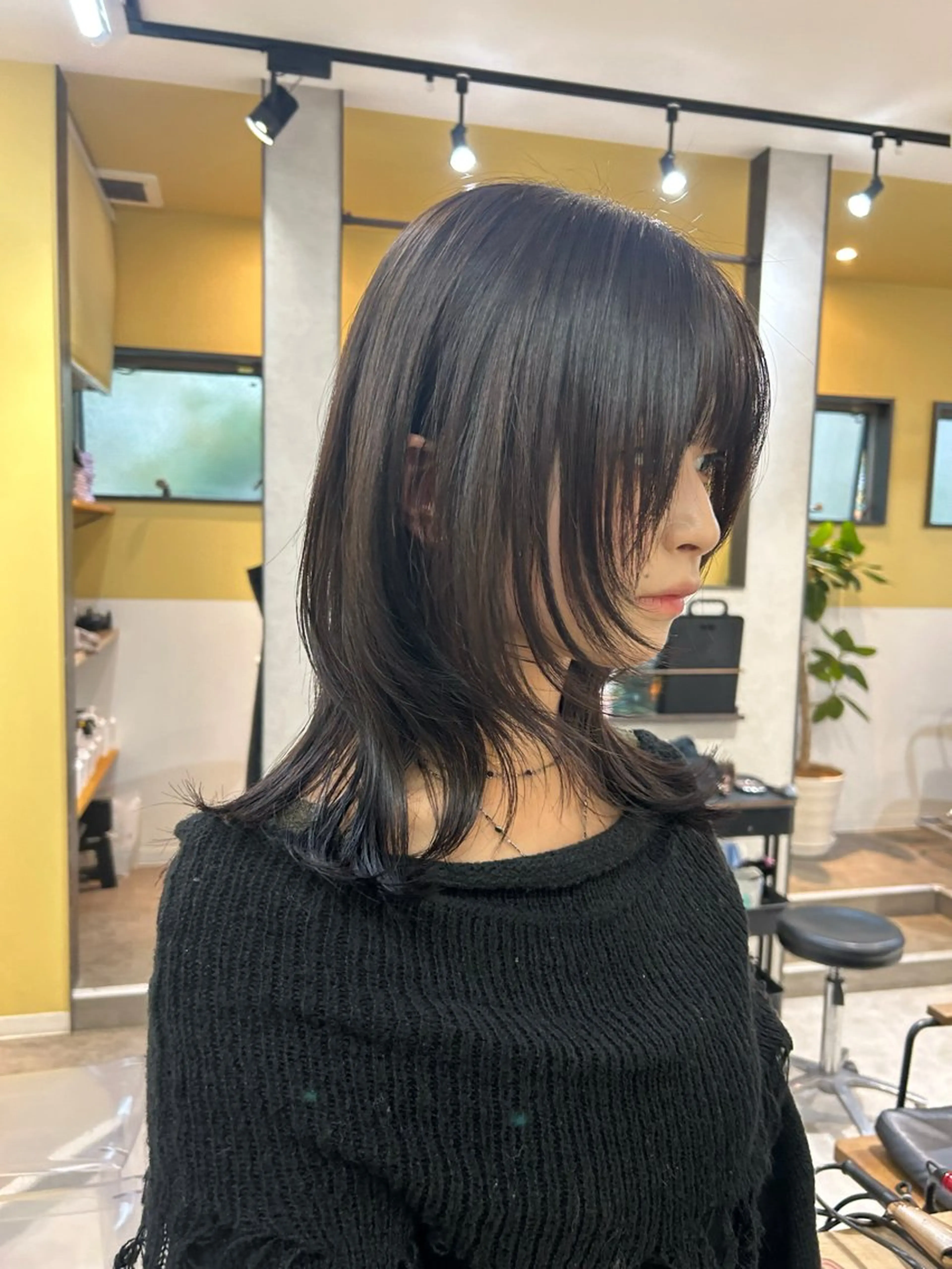 セミロング レイヤーカット ウルフカット ウルフレイヤー カット トリートメント hubhair レイヤー/透明感のヘアスタイル