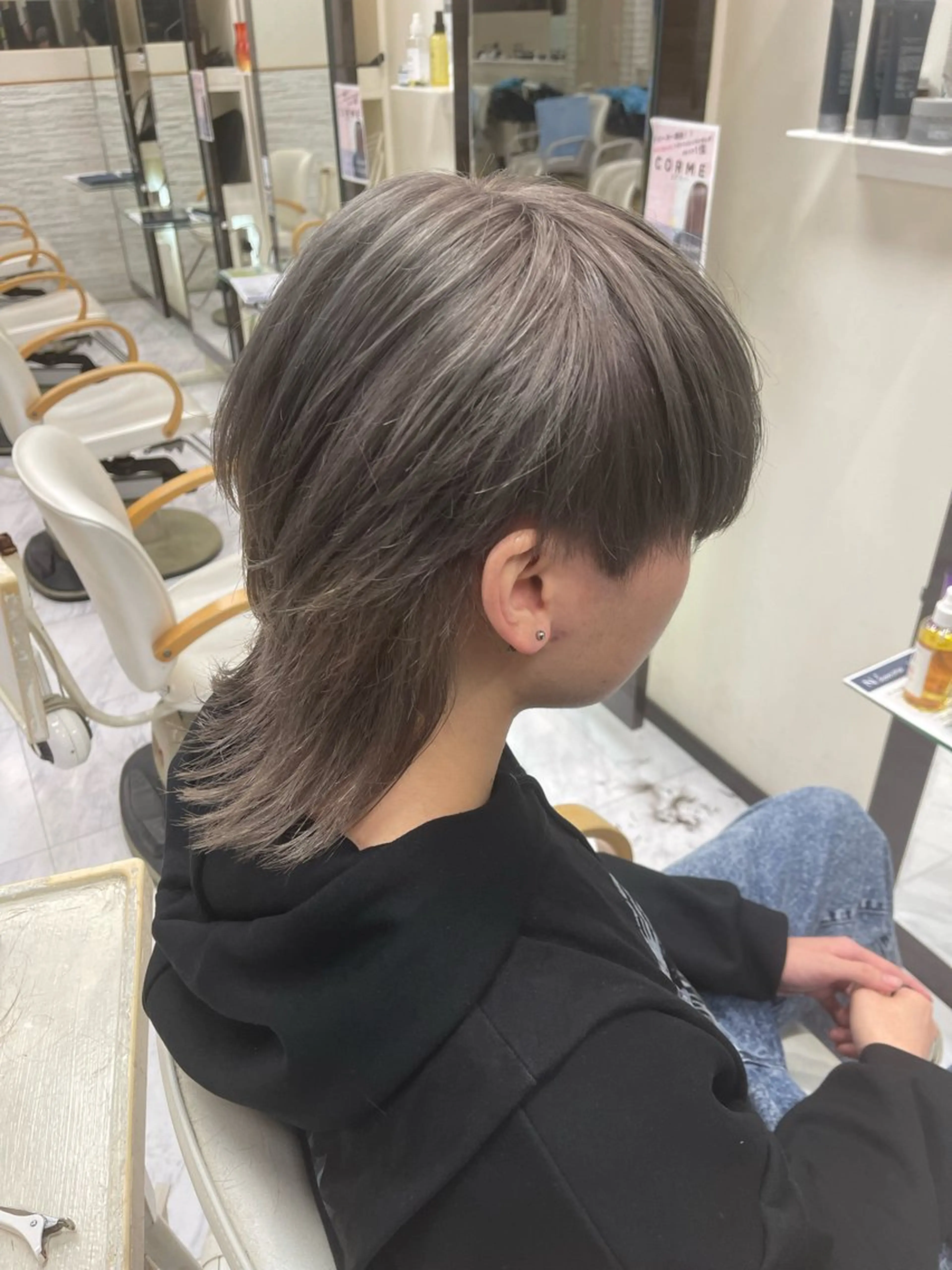 ショート カラー メンズ メンズブリーチ ベージュカラー ブリーチ ミルクティーベージュ ヘアカラー トリートメント 🌻メンズカット 落合諒🌻のヘアスタイル