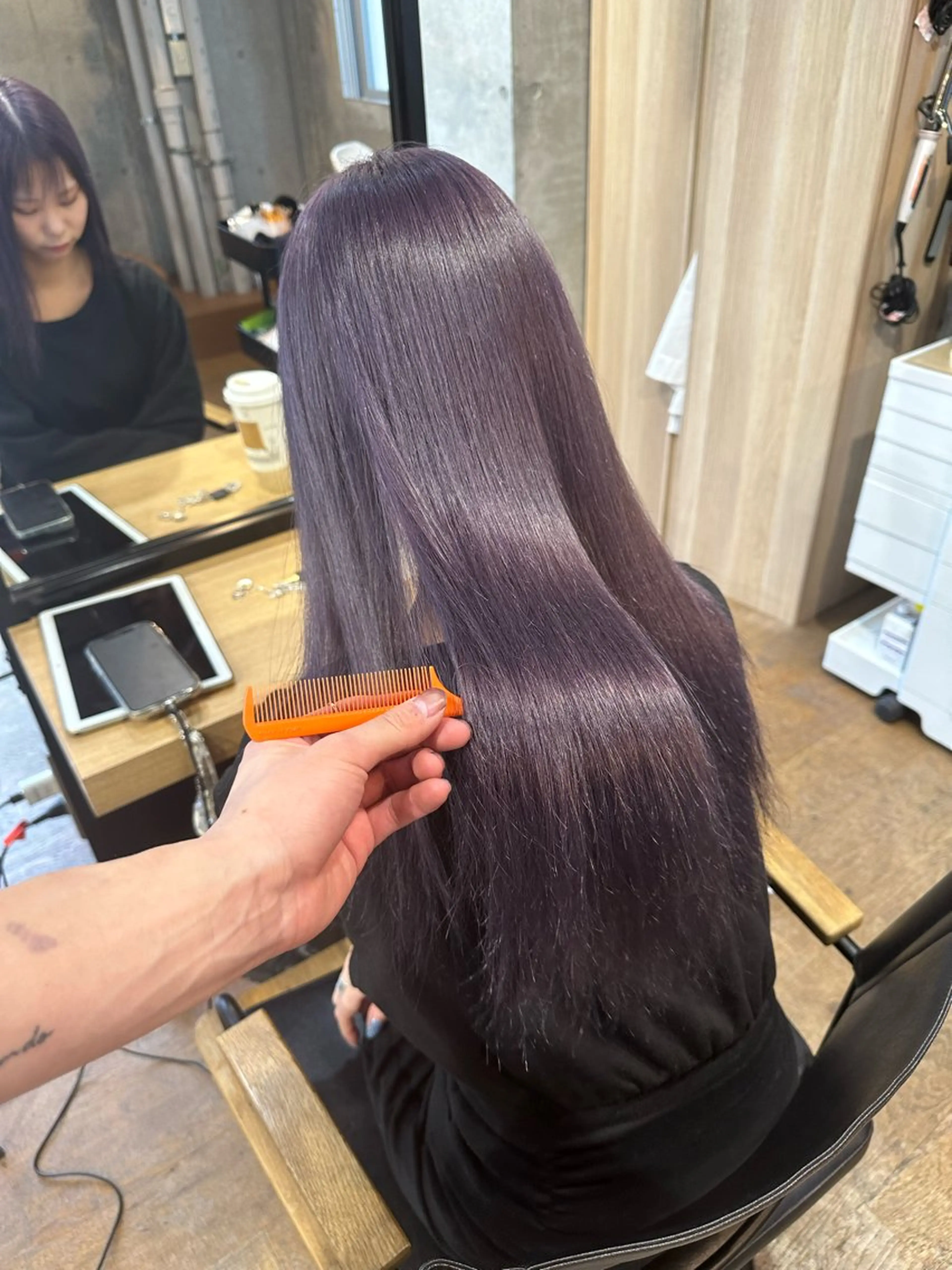 ロング カラー アディクシーカラー ブリーチ ケアブリーチ ダブルカラー イヤリングカラー DAIKIベージュ 🍂レイヤーカットのヘアスタイル