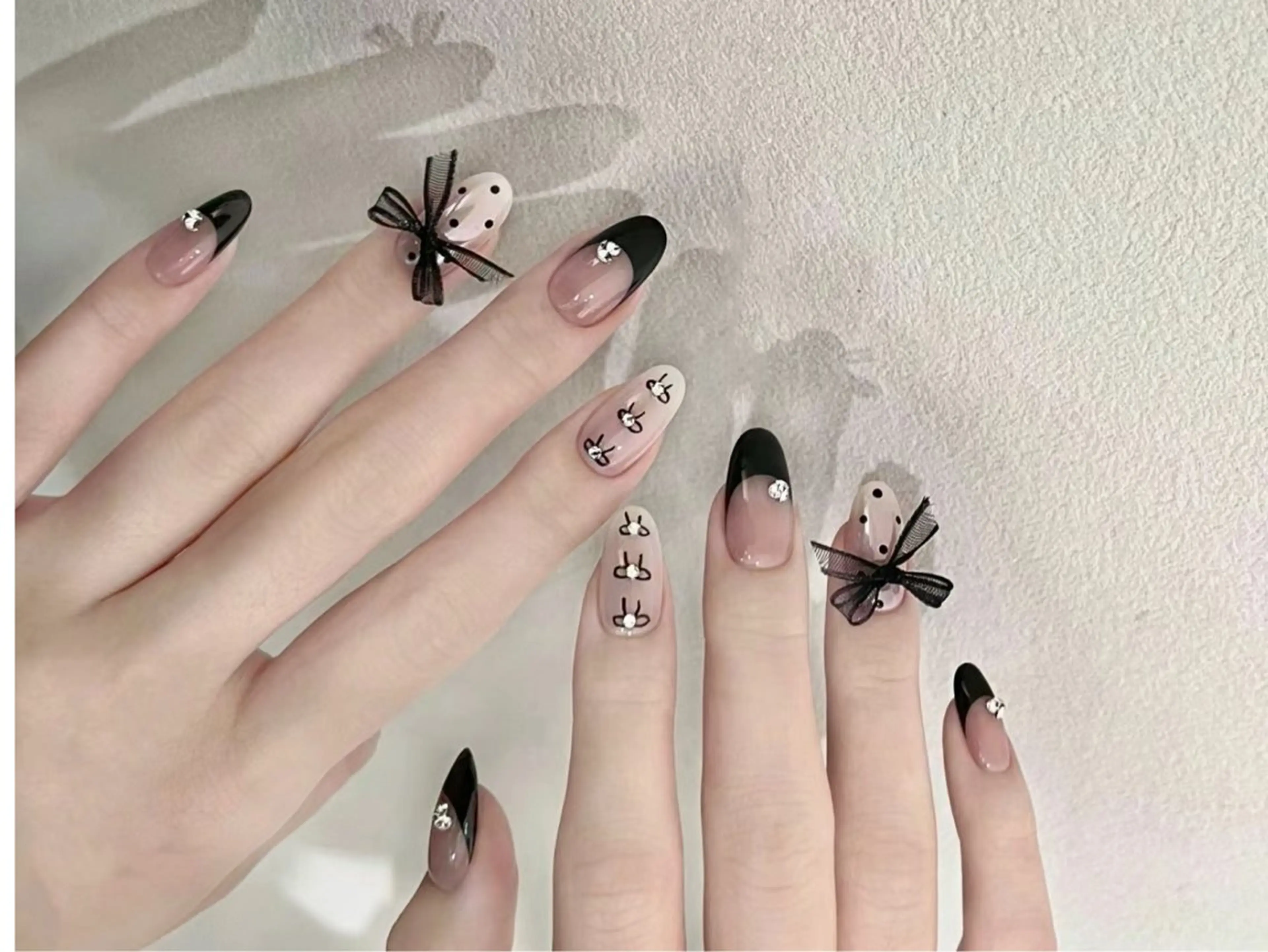 ミディアム CI CI nailのネイルデザイン