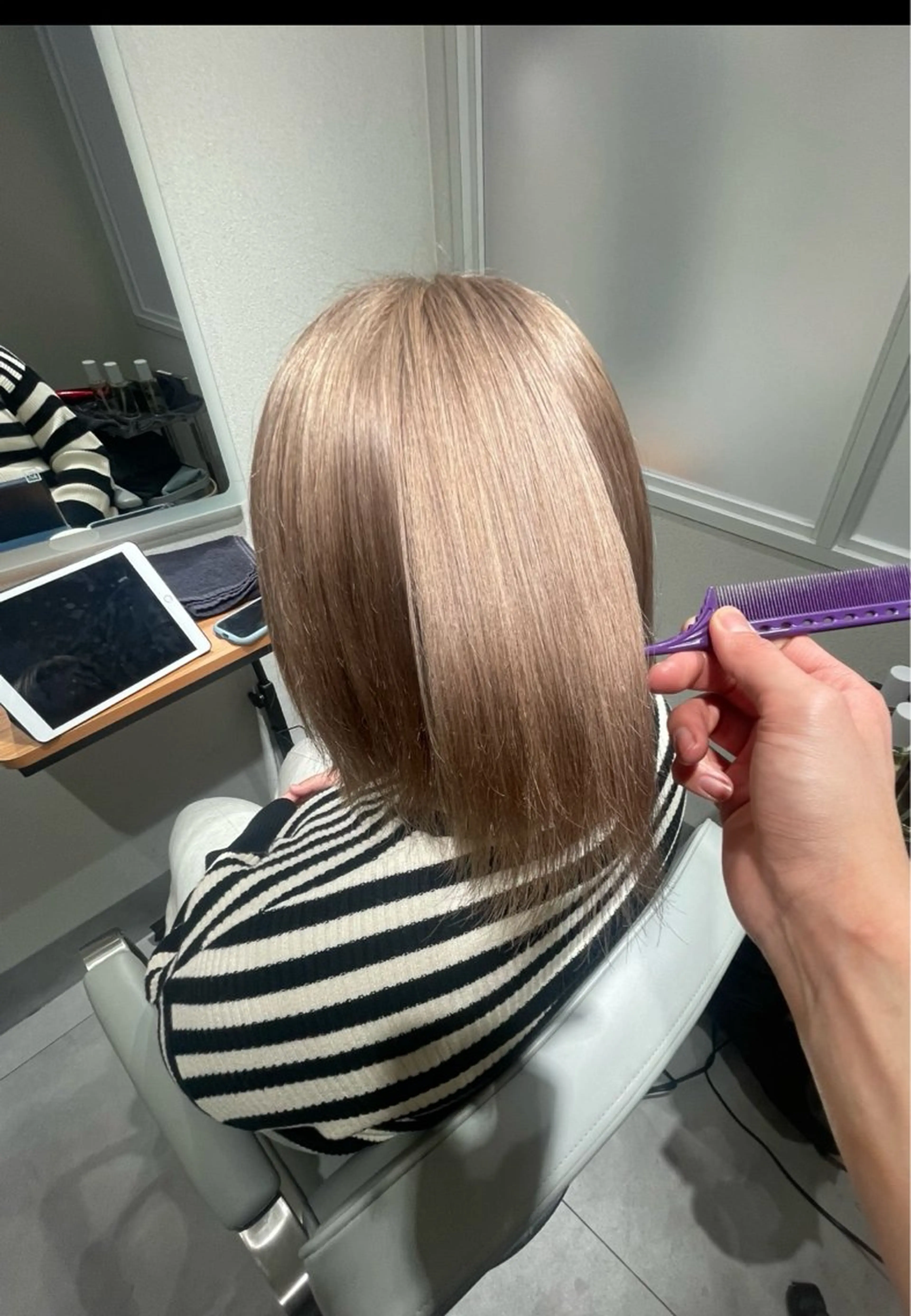 【他店失敗OK🔥】ブリーチムラ修正+ワンカラー+集中ケアトリートメントの写真