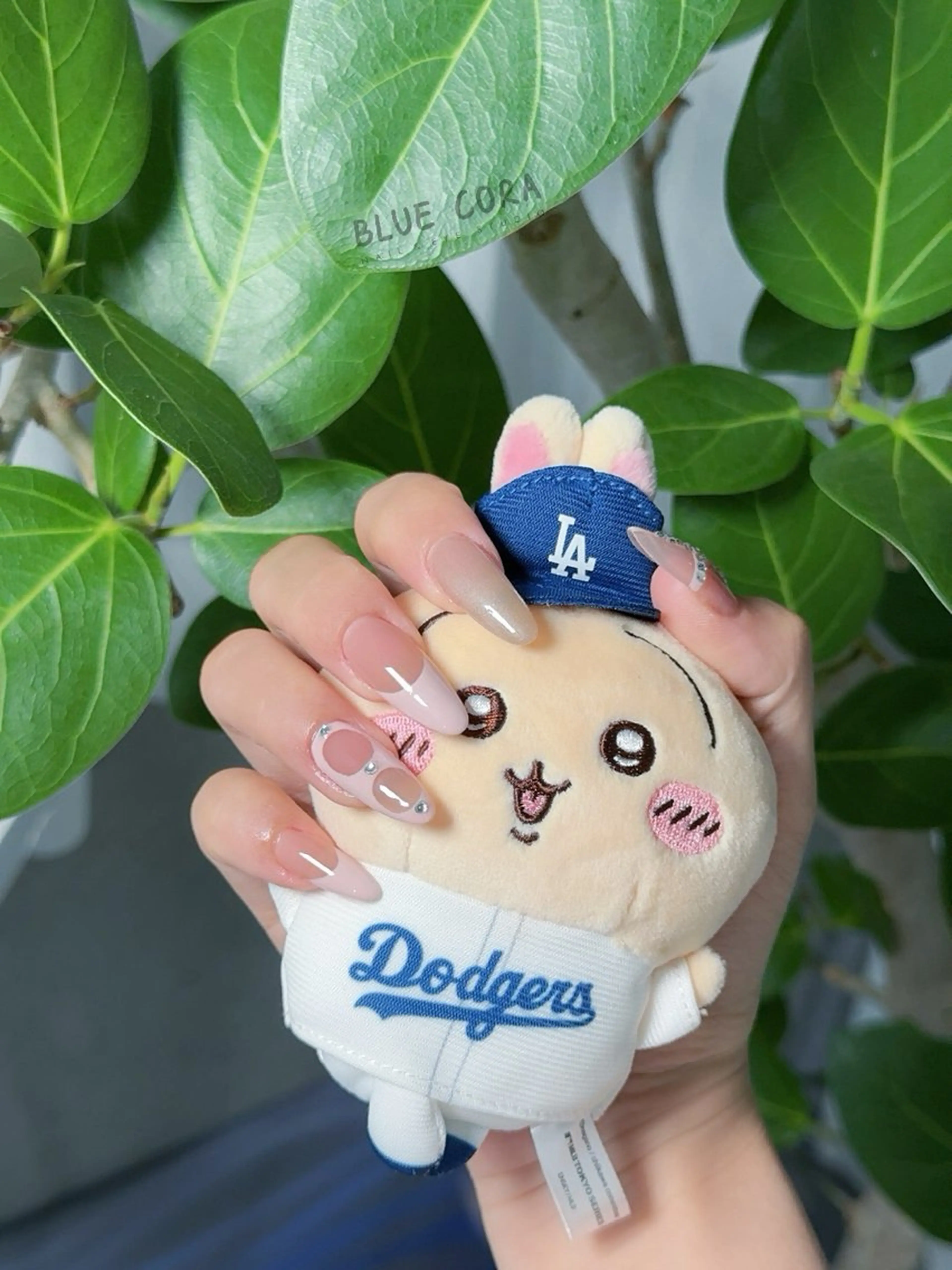 ネイル クリアネイル フレンチネイル マグネットネイル ハンドネイル ハンドケア BLUE CORA所属・BLUE CORAのネイルデザイン