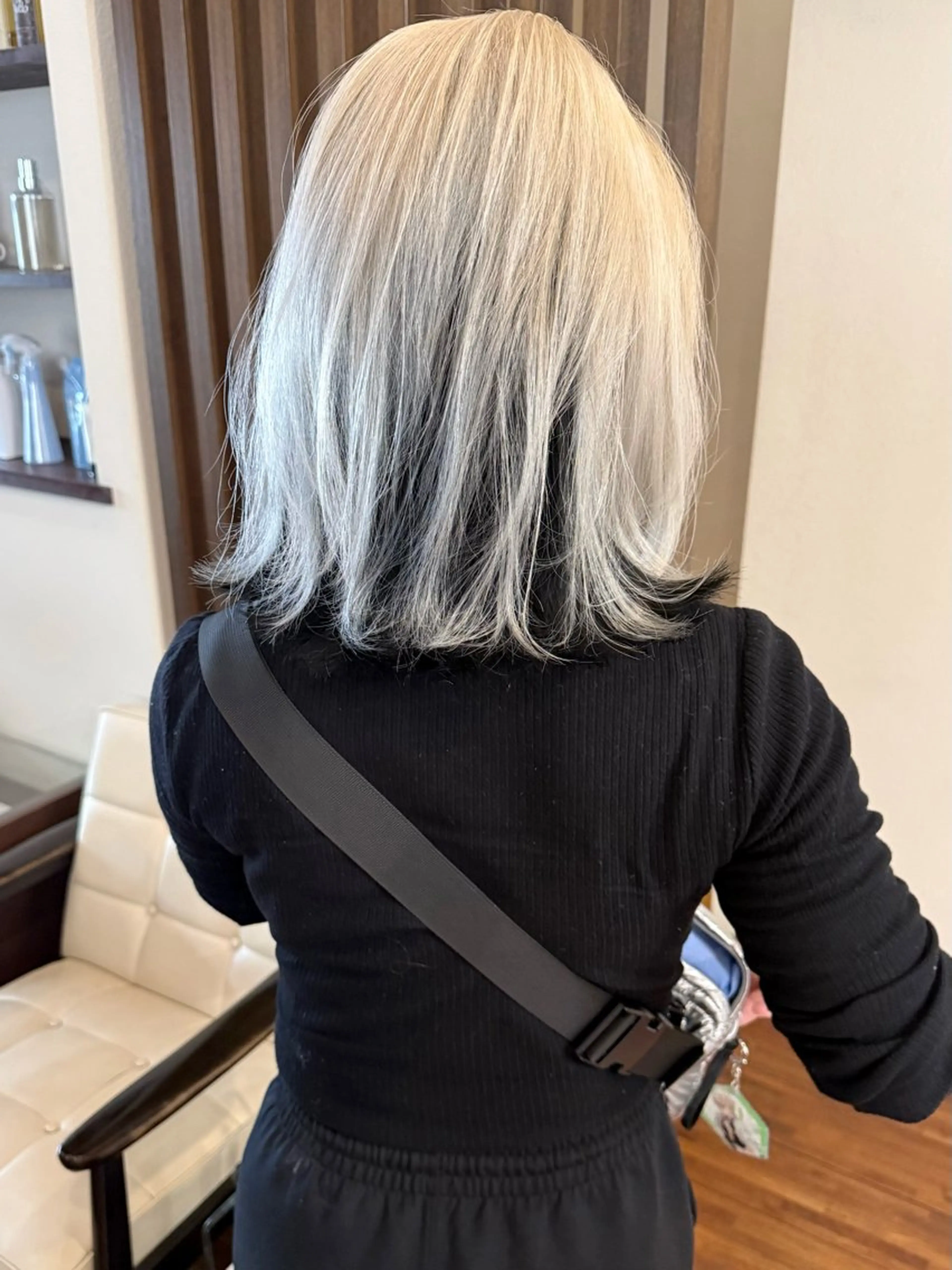 ミディアム カラー ブリーチ カット ヘアカラー トリートメント 田室 和幸のヘアスタイル