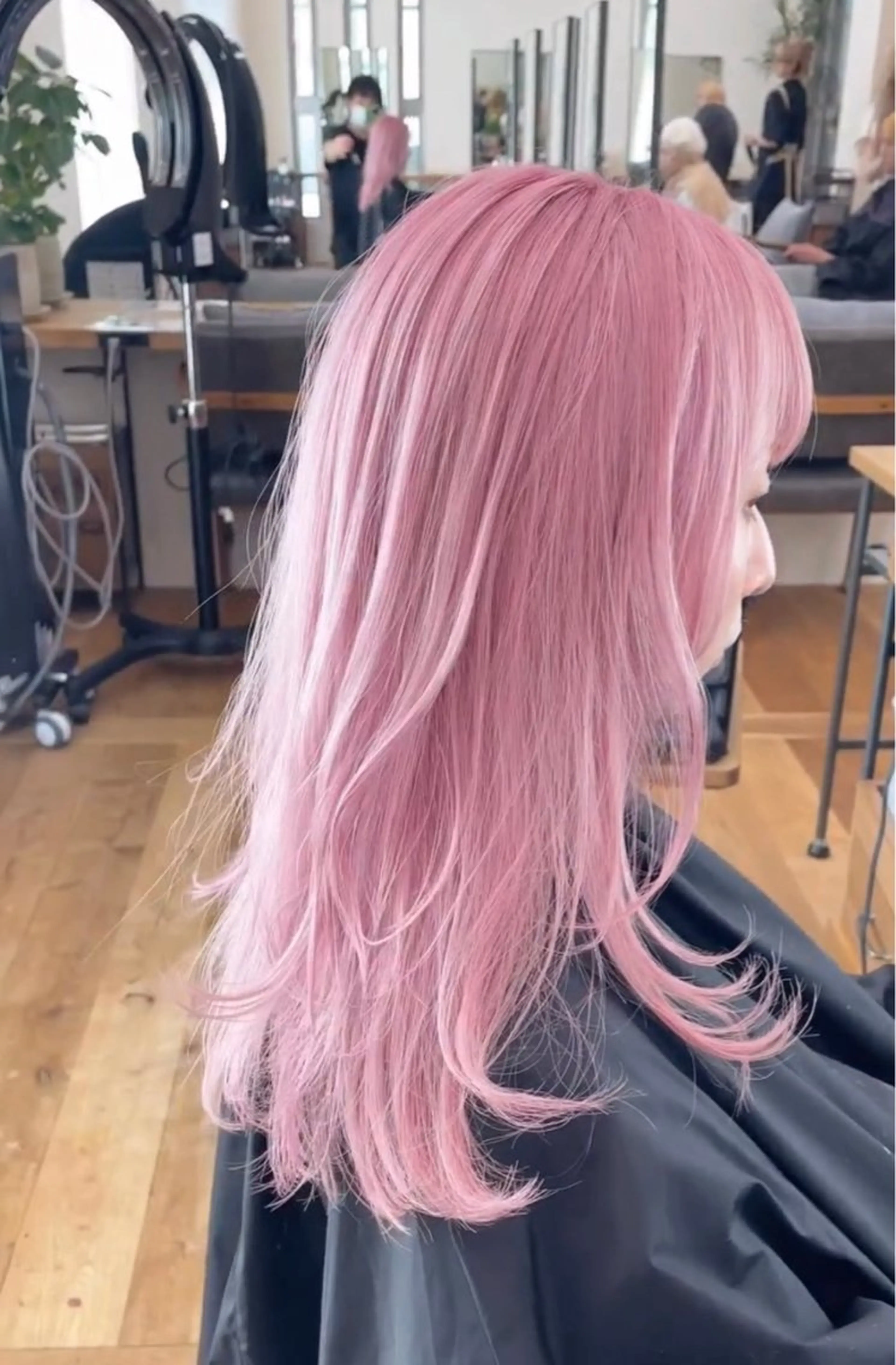 ミディアム 🐋湊 ゆうき 🫧のヘアスタイル