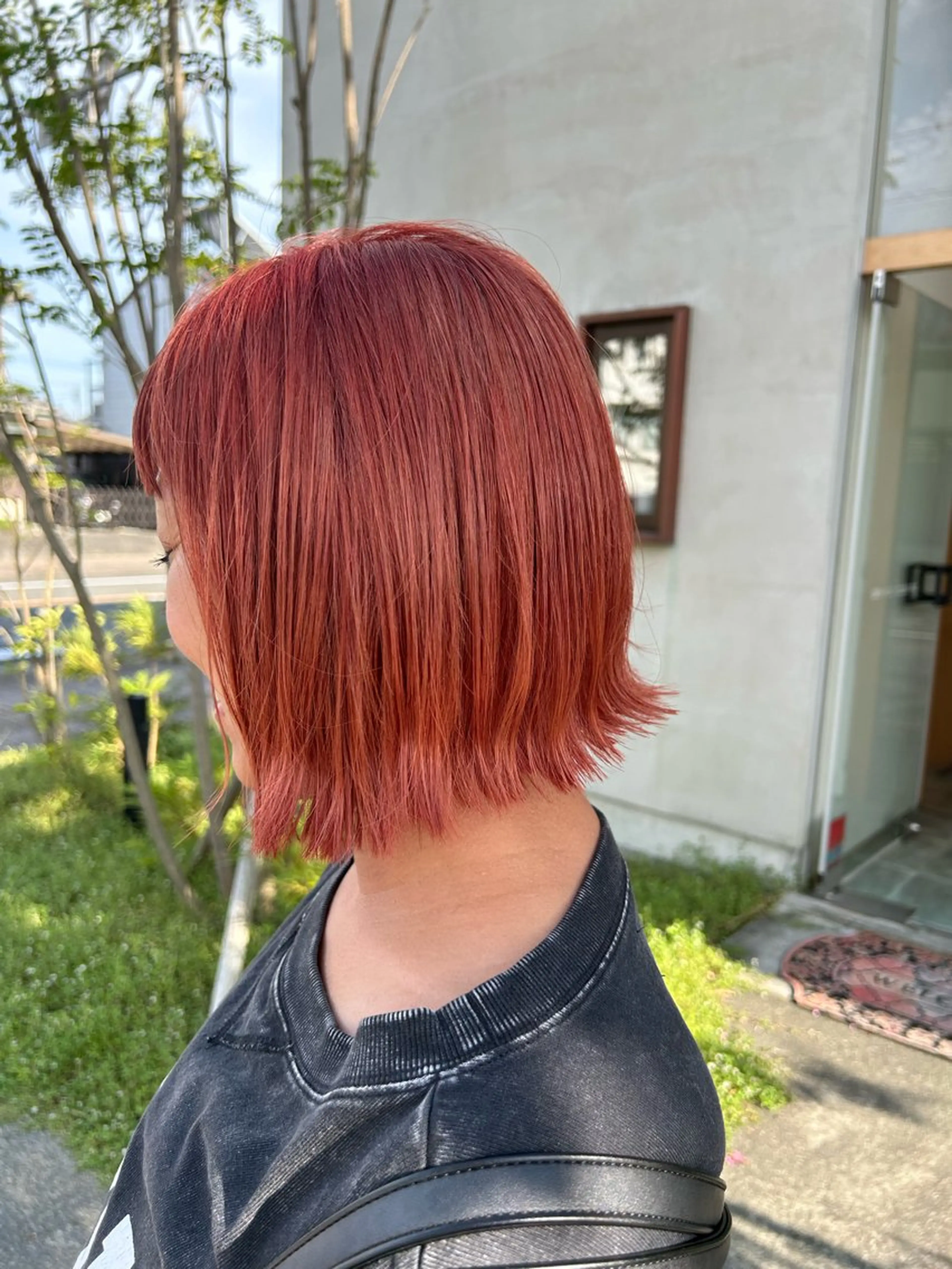 ショート カラー monami 鈴木 茉由奈のヘアスタイル