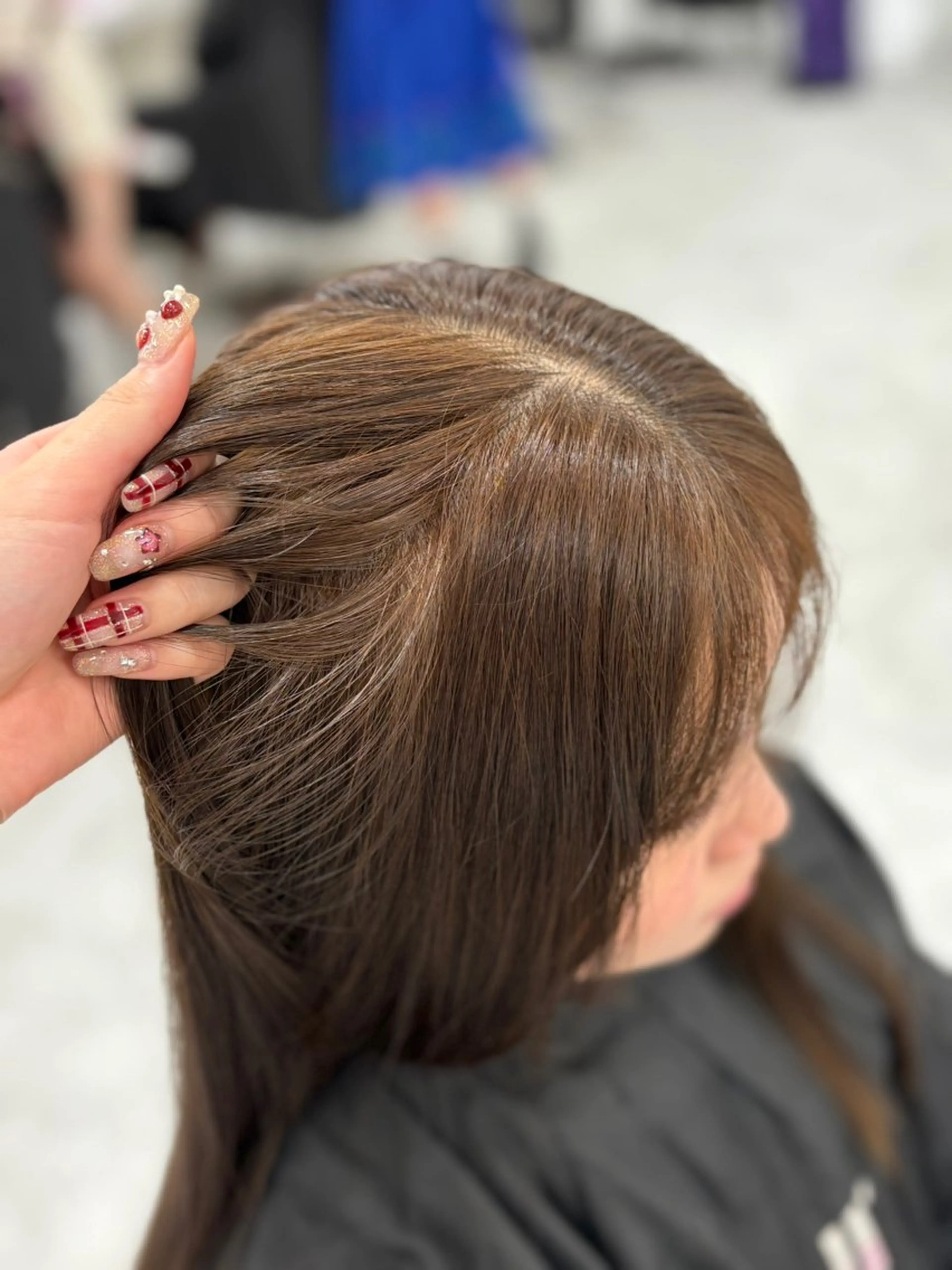 ロング ヘアカラー まろっと艶感ブラウン ベージュ🤍まなかのヘアスタイル