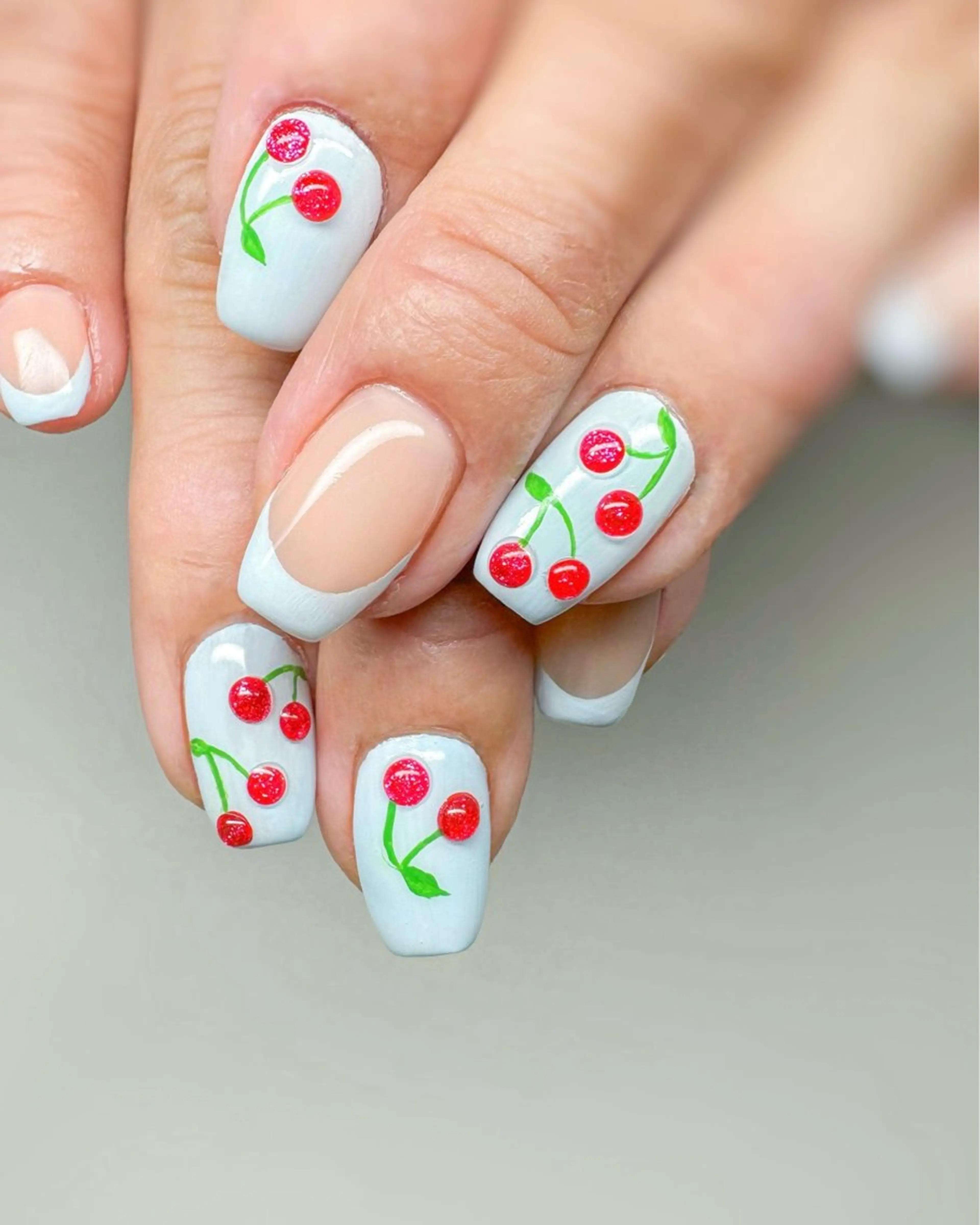 ミディアム ハンドネイル Re nailのネイルデザイン