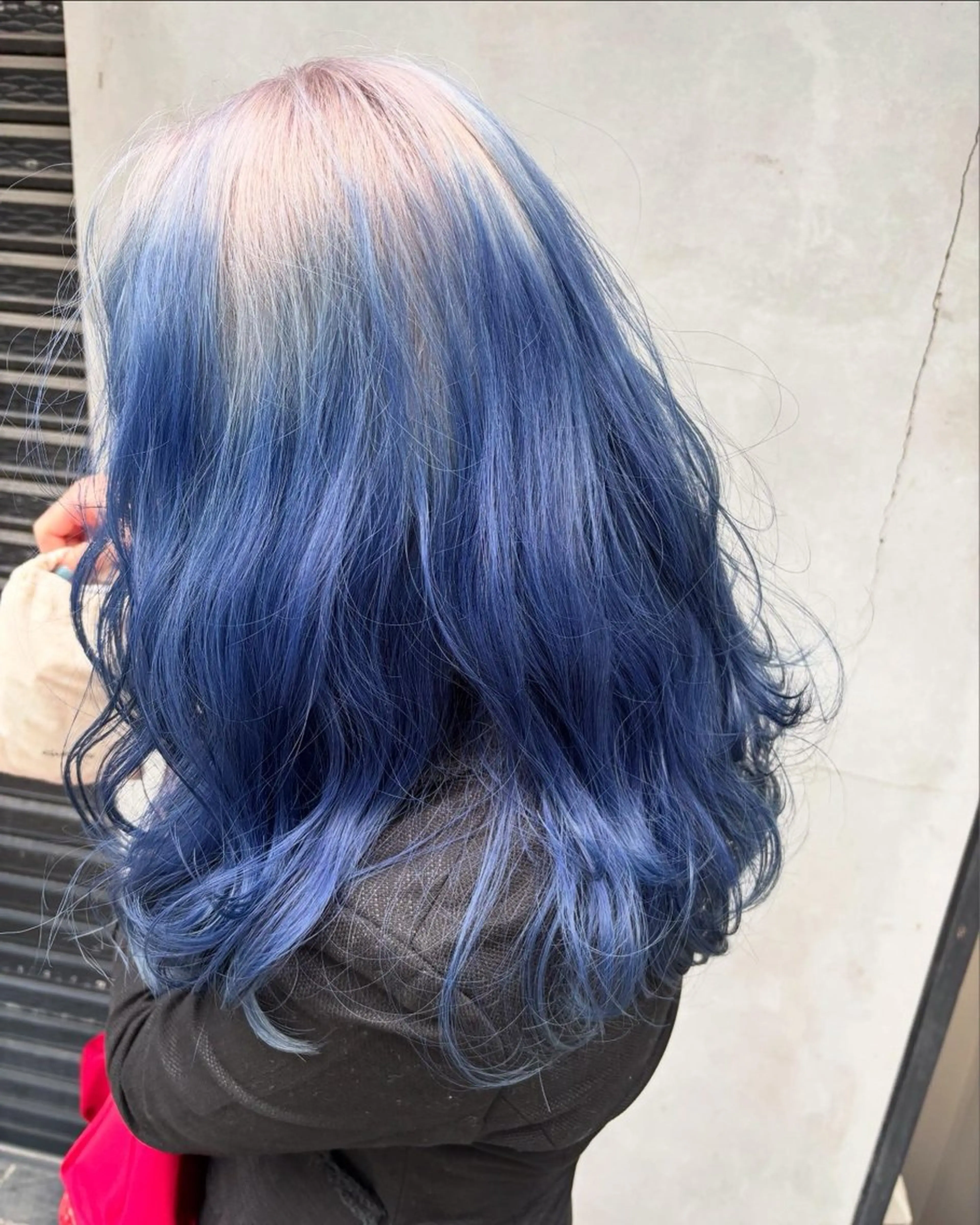 ロング ヘアカラー ヒラカホ/ ブリーチ/似合わせのヘアスタイル