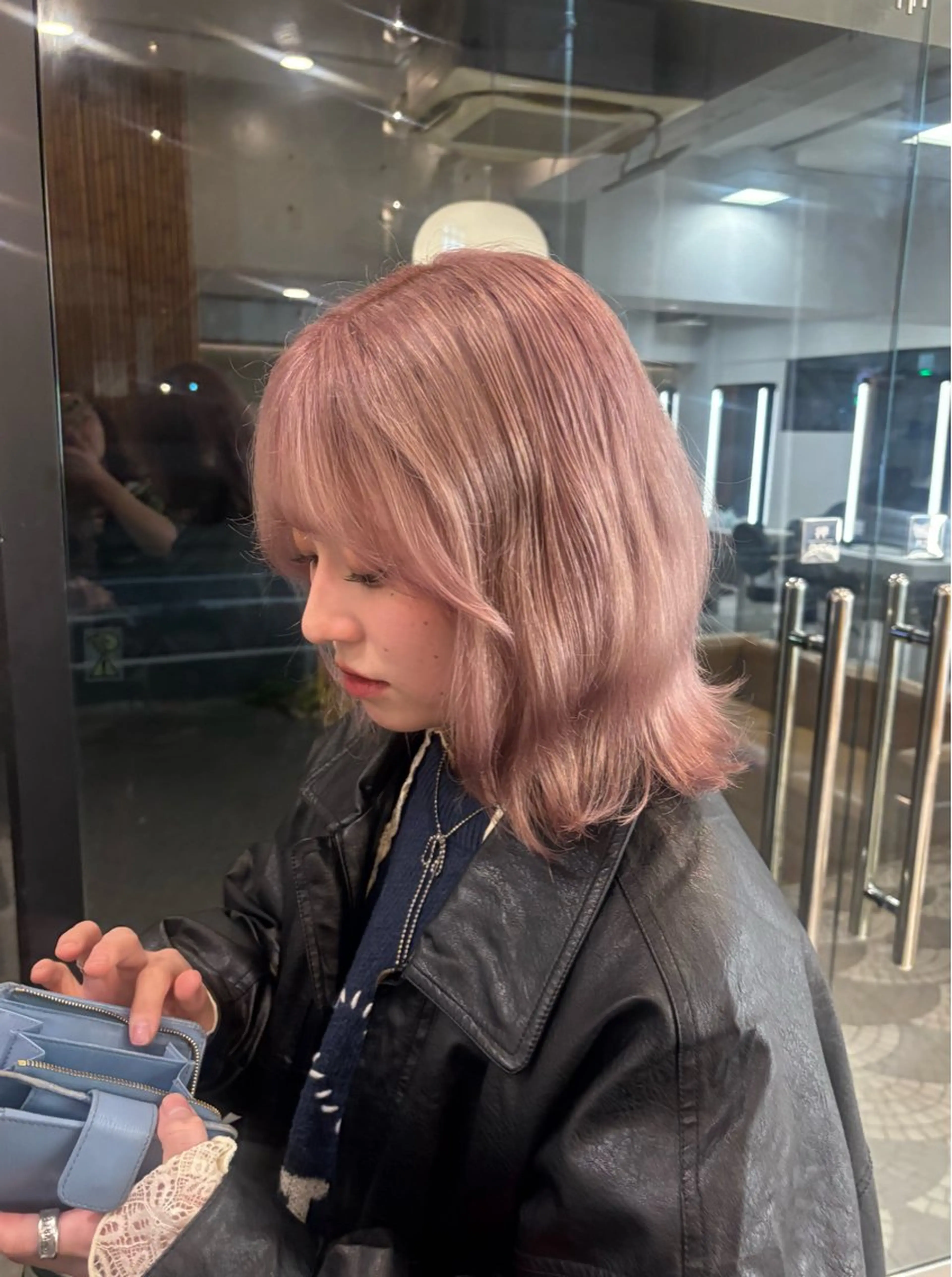 【💎ブリーチコース✨】ケアブリーチ＋オンカラー＋前髪カット＋TR¥12000~🌈◎当日予約大歓迎🙆🏻‍♀️の写真