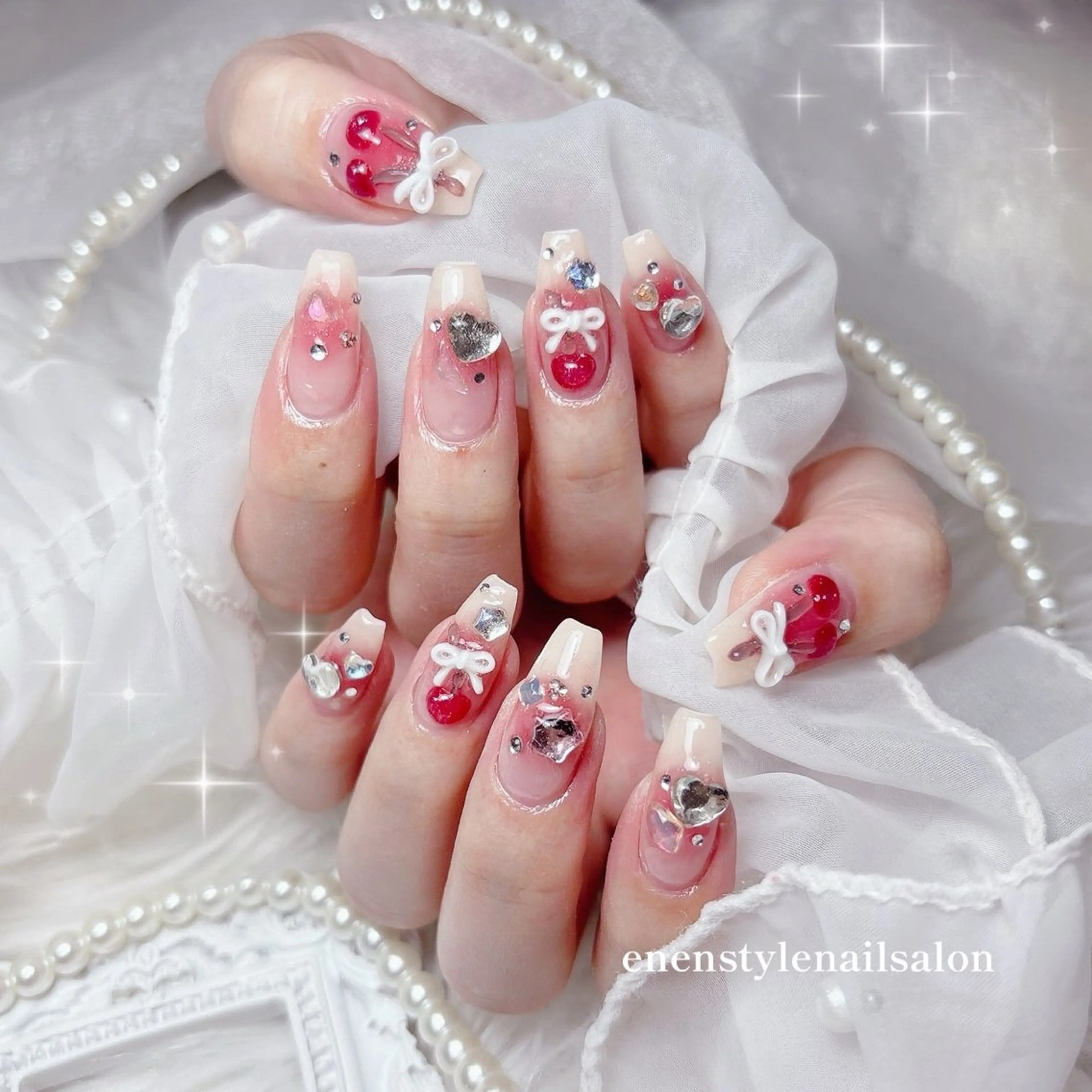 ネイル ハンドネイル 👑enen style👑のネイルデザイン