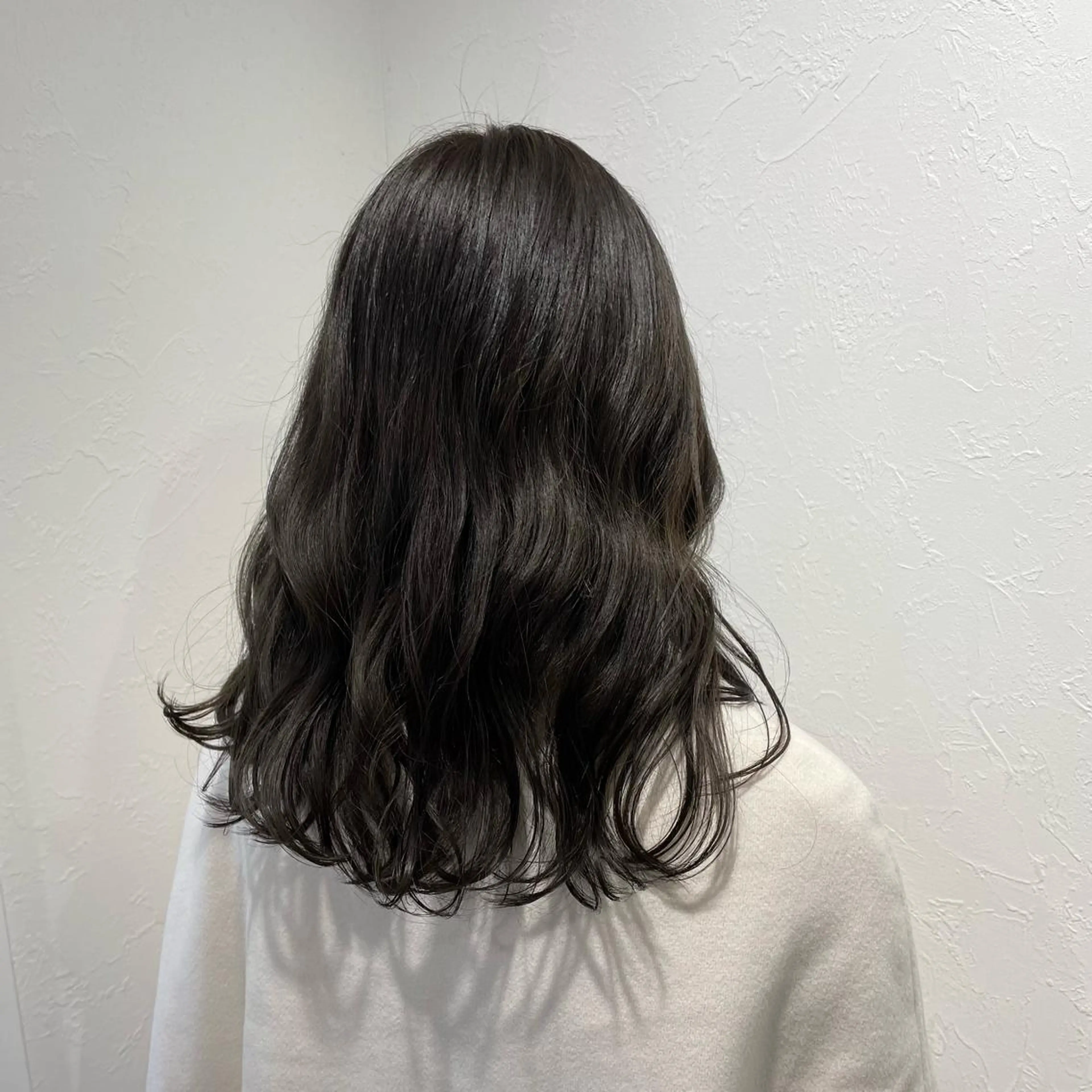 セミロング カラー ヘアカラー shiho .のヘアスタイル