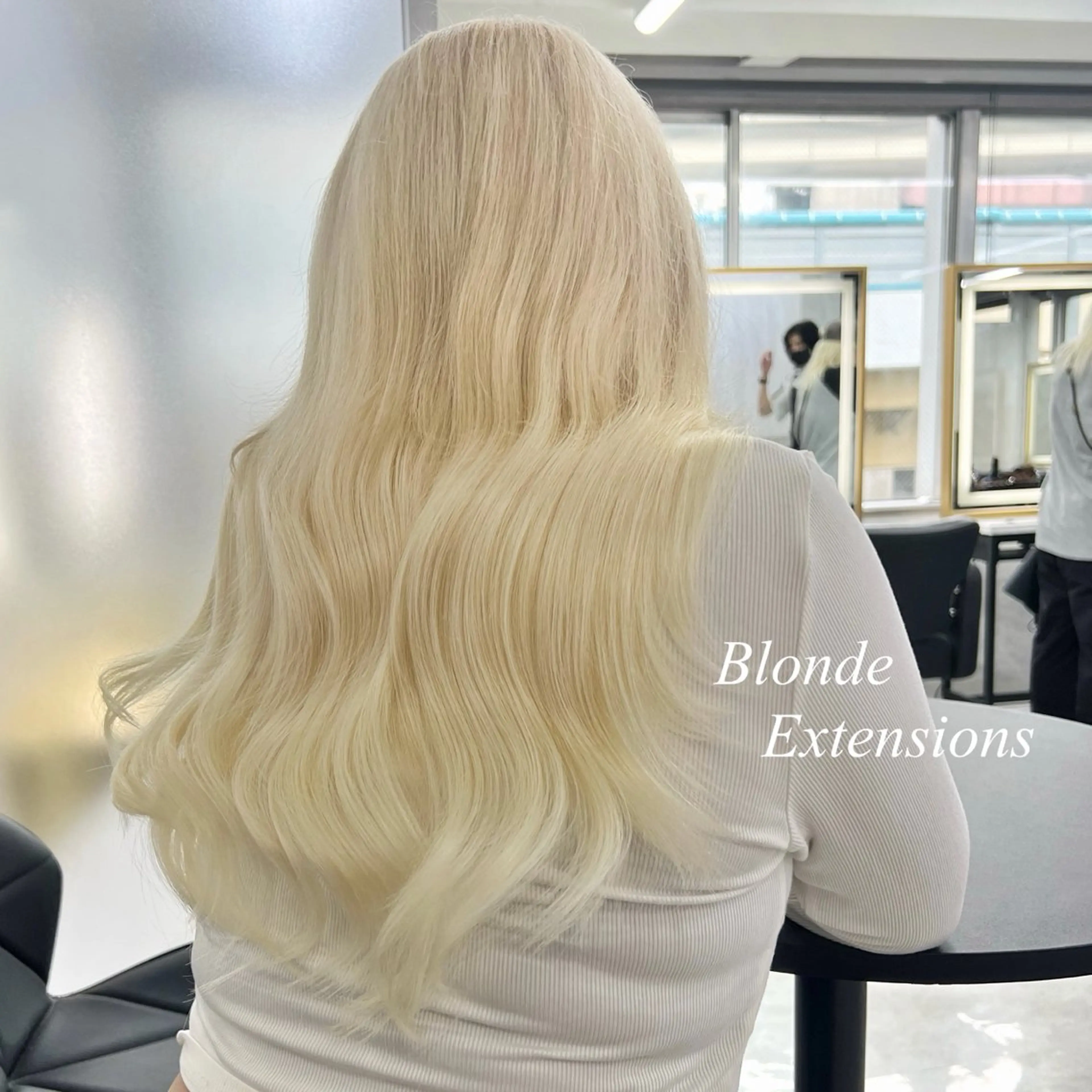 ロング カラー シールエクステ ハイトーンカラー エクステ ヘアカラー エクステ シールエクステ特化 ハイトーン、NANAのヘアスタイル