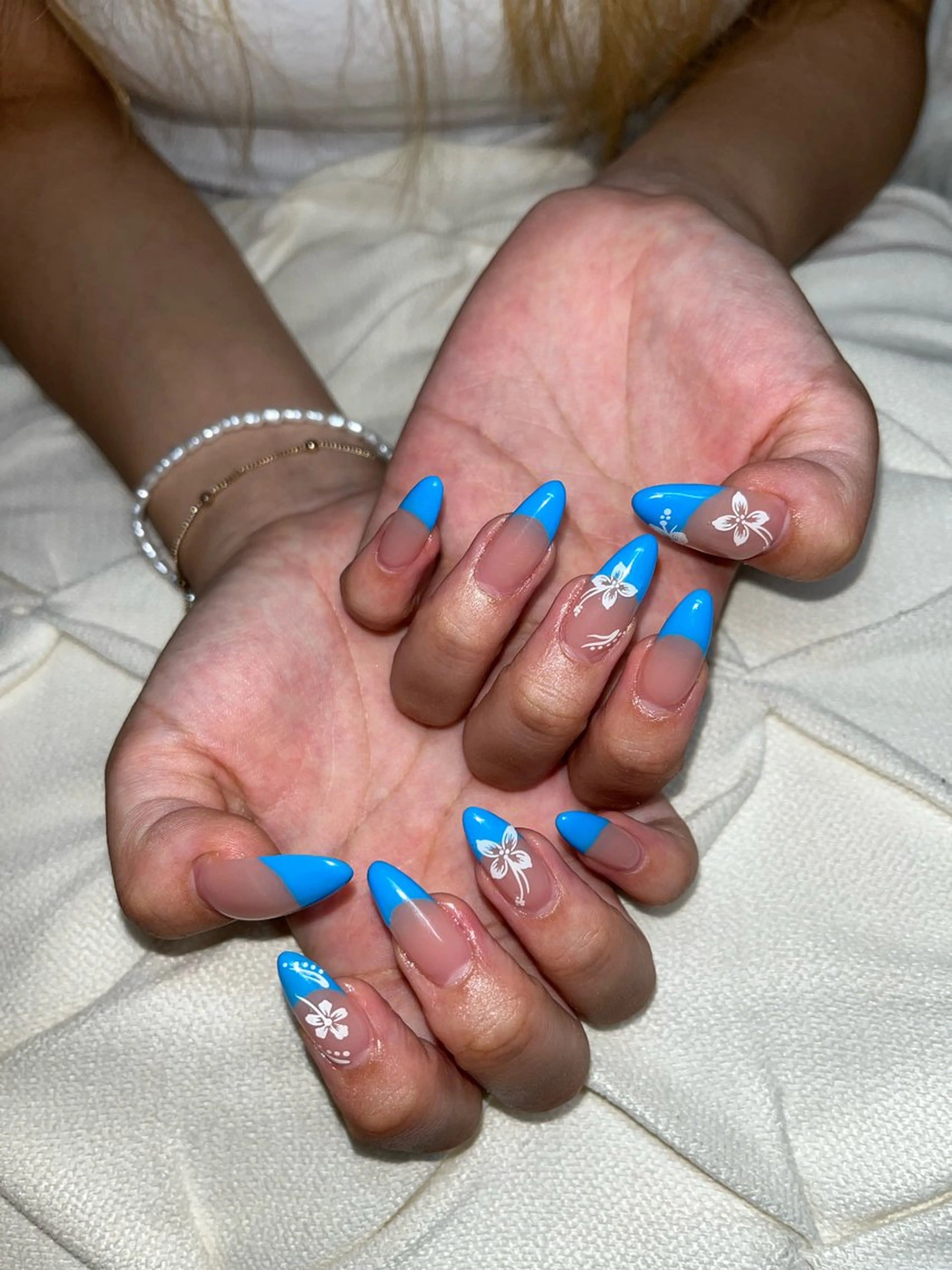 ネイル ハンドネイル nail.salon .Reversalのネイルデザイン