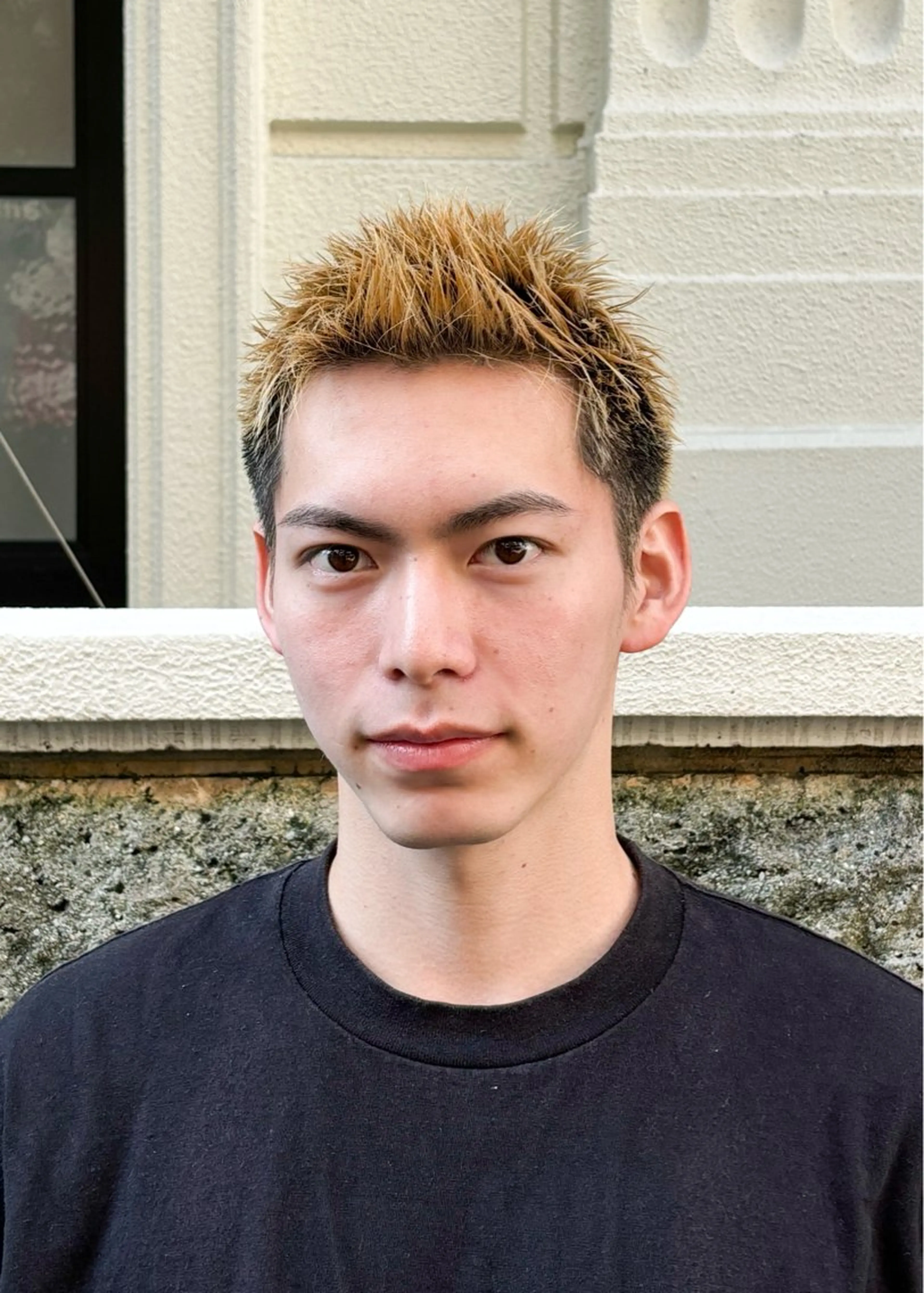 ショート カラー メンズ アップバング メンズブリーチ 刈り上げ ブリーチ カット ヘアカラー 三宮メンズカット ヨシイッキのヘアスタイル