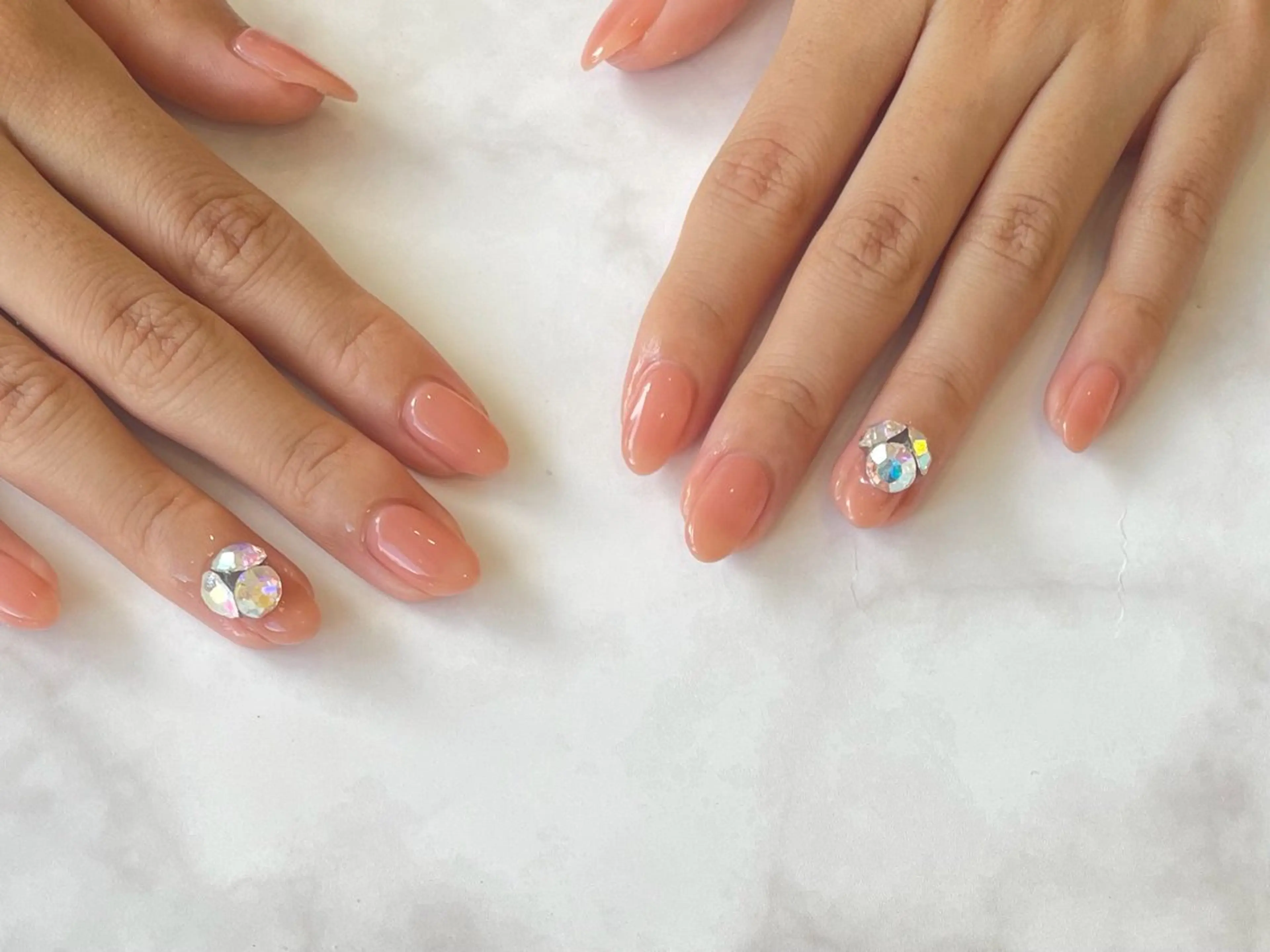 新規オフありワンカラーorラメグラの写真