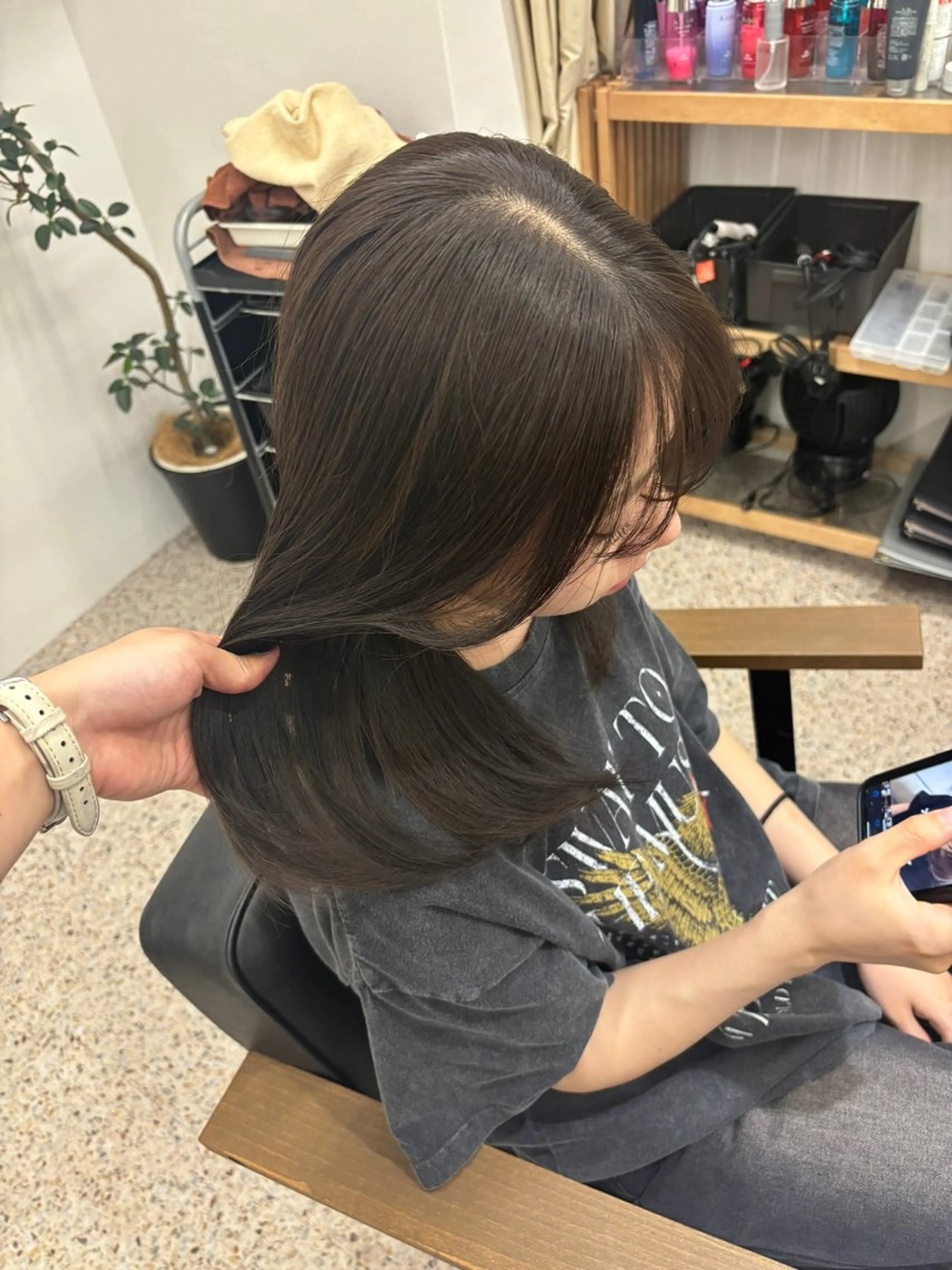 セミロング カラー cinq所属・ハイトーン/ラベンダ ー/ yuina🪄のヘアスタイル