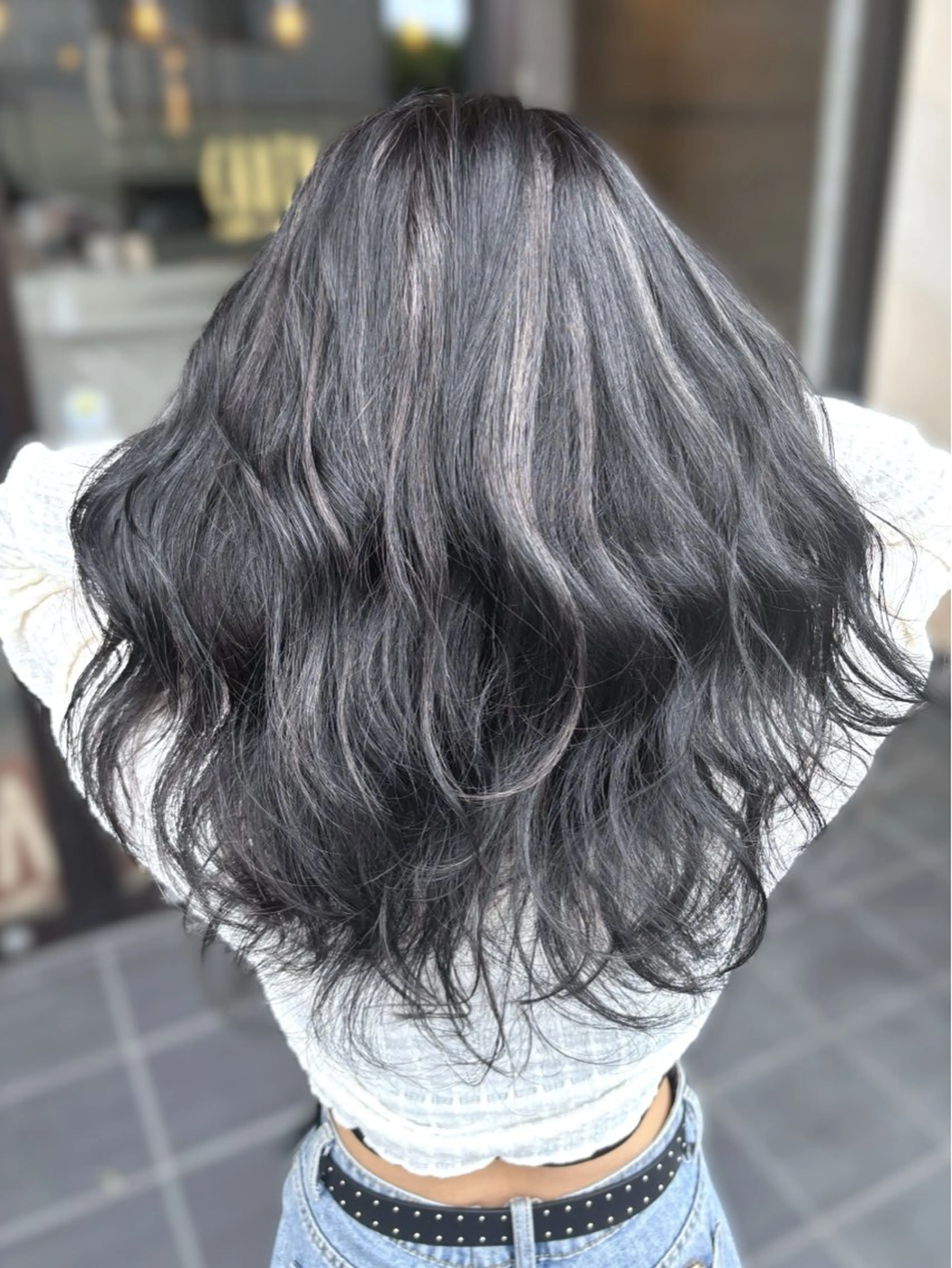 セミロング 白髪ぼかし＆ショート ＆ツヤ髪💎YUMAのヘアスタイル