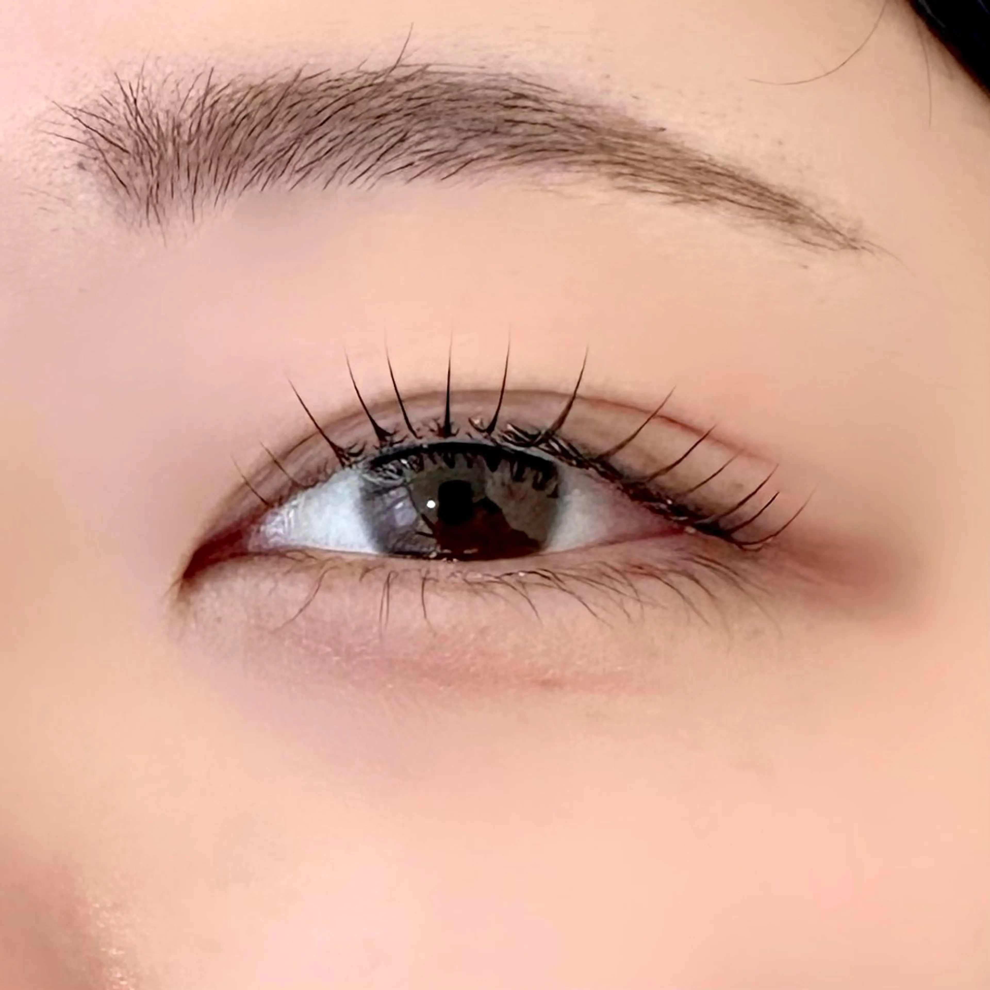 マツエク・マツパ 束感まつ毛 韓国風マツエク パリジェンヌラッシュリフト まつげパーマ 一重×まつ毛パーマ 束感まつげ｜ユキ 高評価｜堀江のマツエク・マツパデザイン