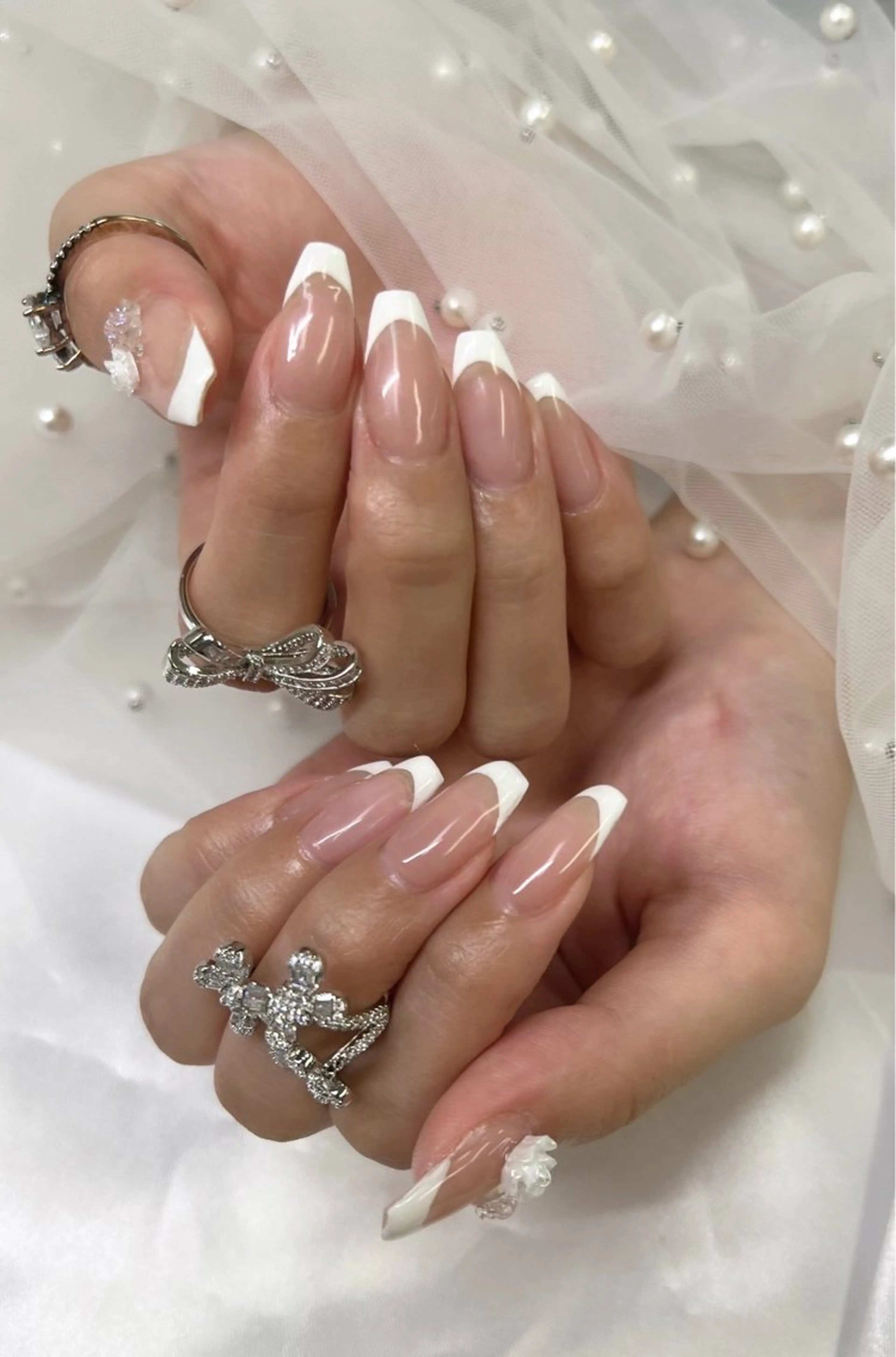 ネイル チークネイル フットネイル フレンチネイル ジェルネイル マグネットネイル Queeens nailのネイルデザイン