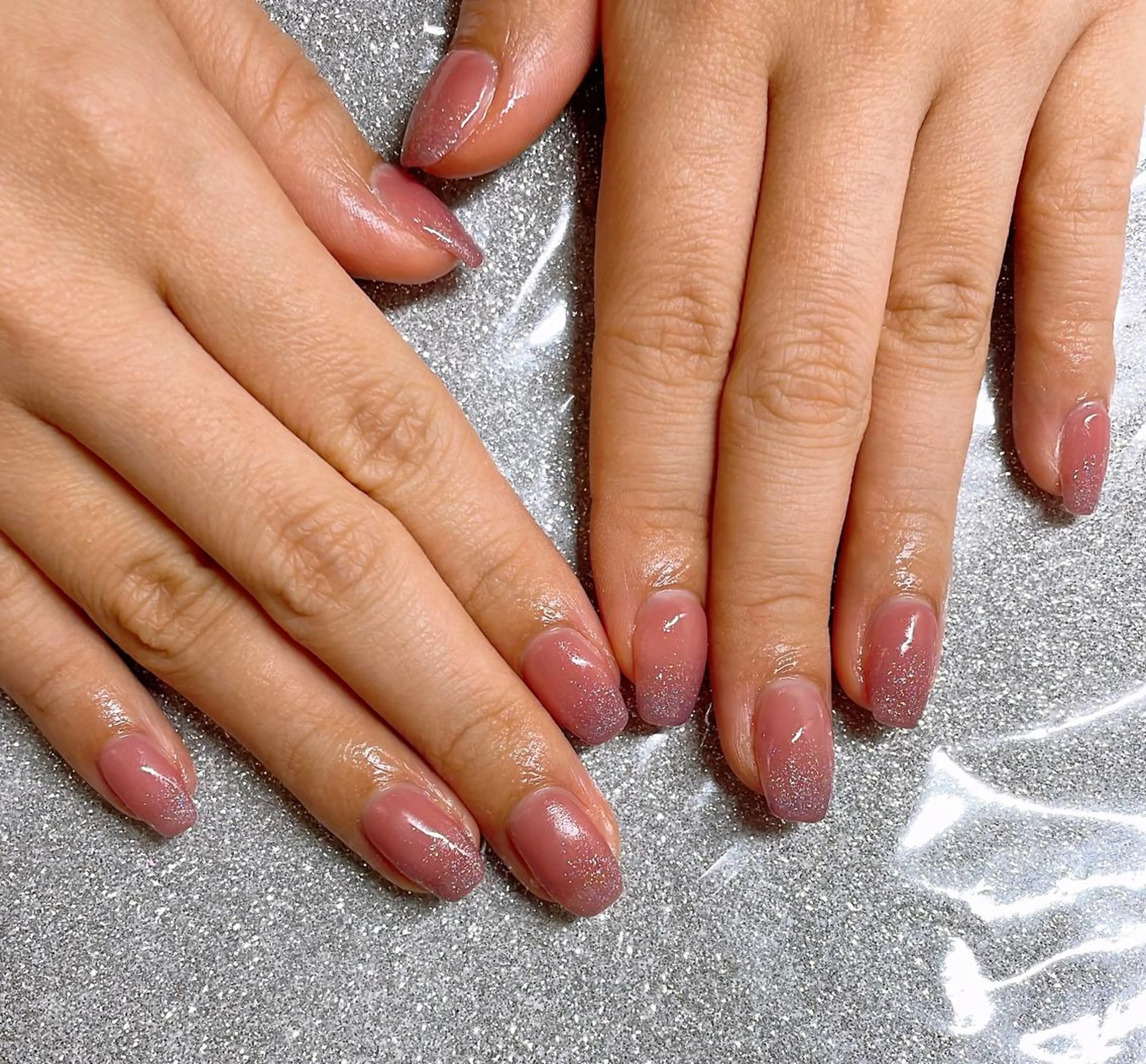 ネイル VIERU 🌈🎀💖のネイルデザイン