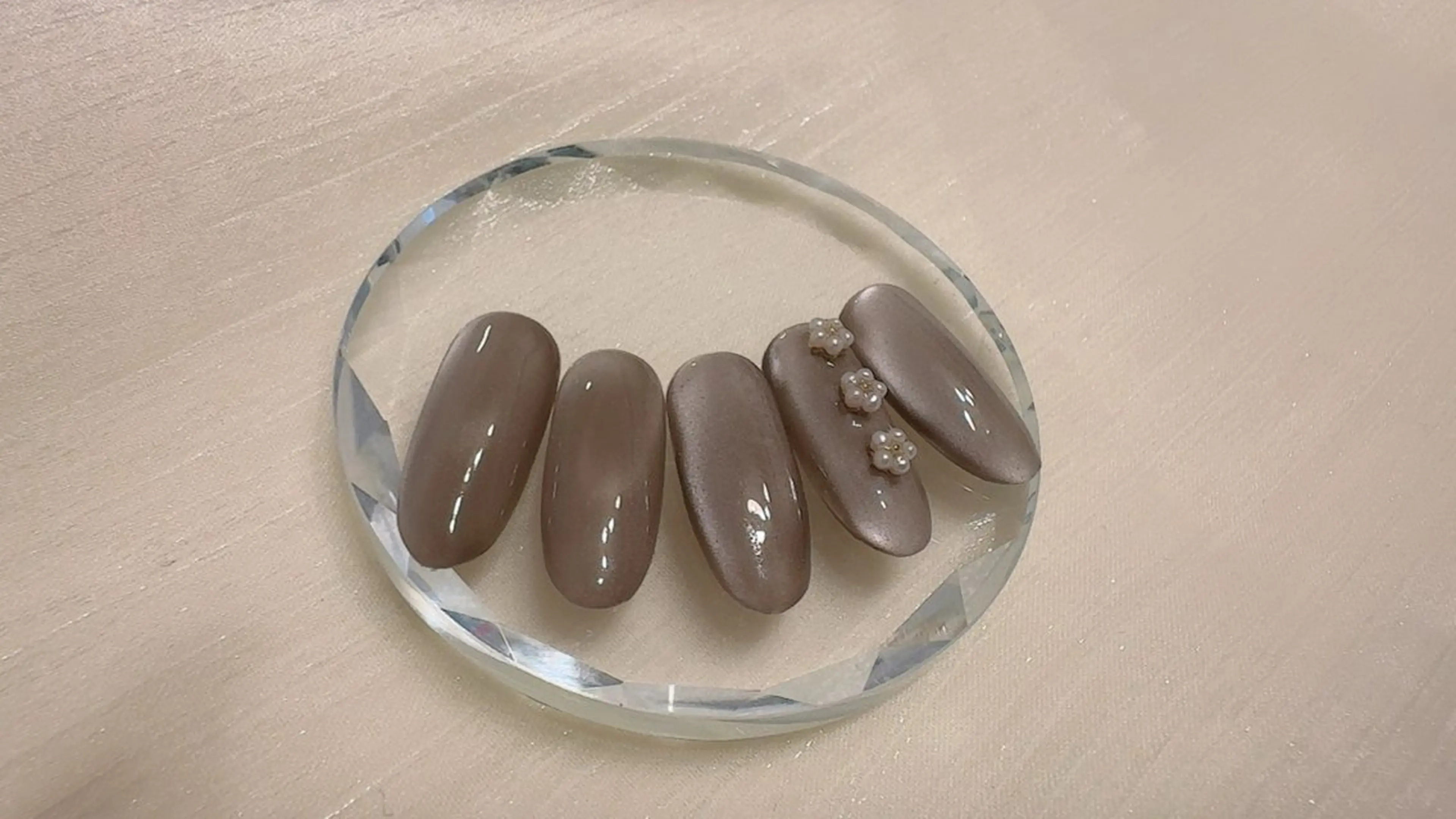 ネイル マグネットネイル ハンドネイル kii .のネイルデザイン