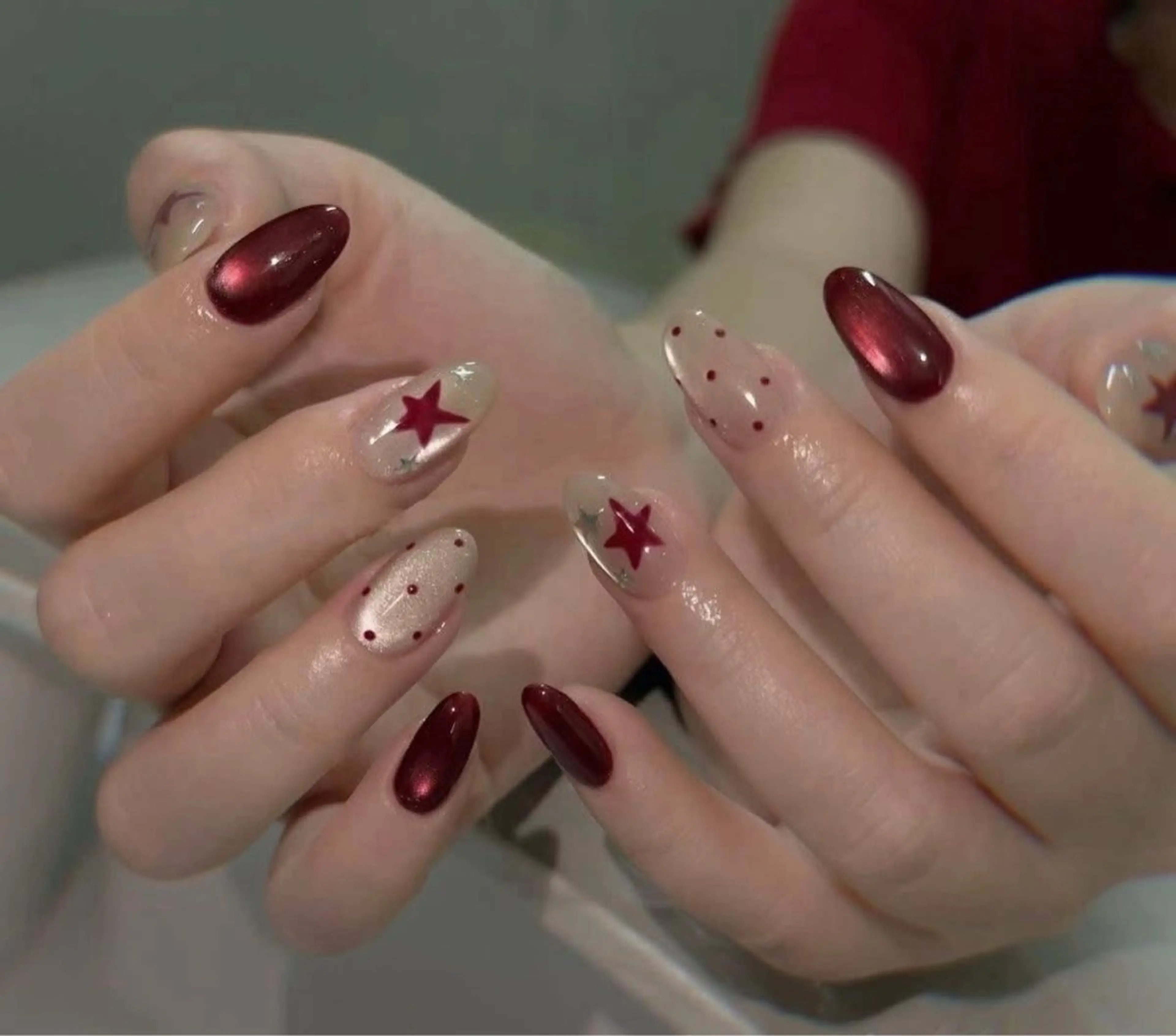 ネイル チークネイル フレンチネイル グラデーション キラキラネイル 韓国ネイル Minette nailHuongのネイルデザイン