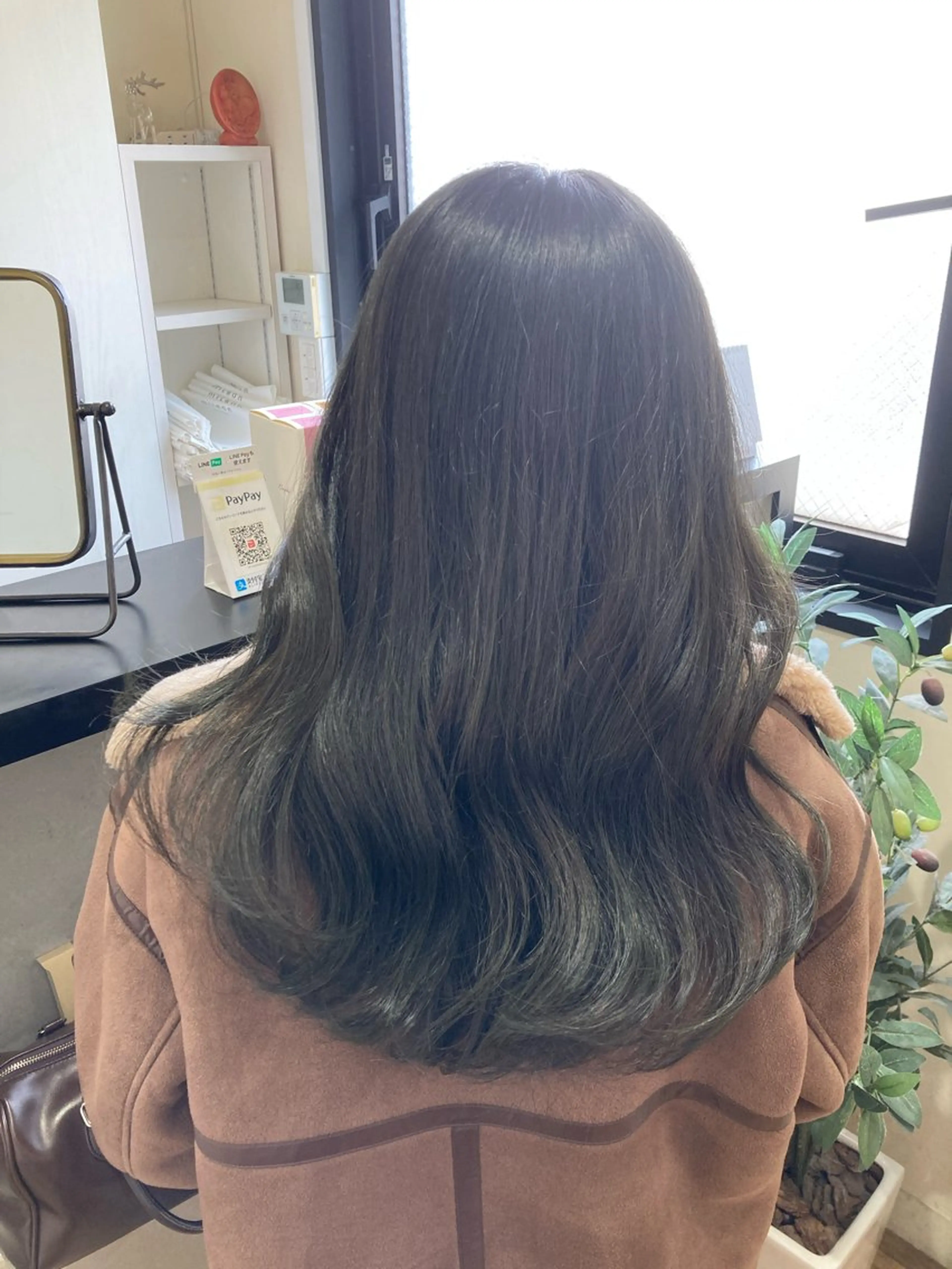 セミロング カラー 髪質改善💘縮毛矯正 minamiのヘアスタイル