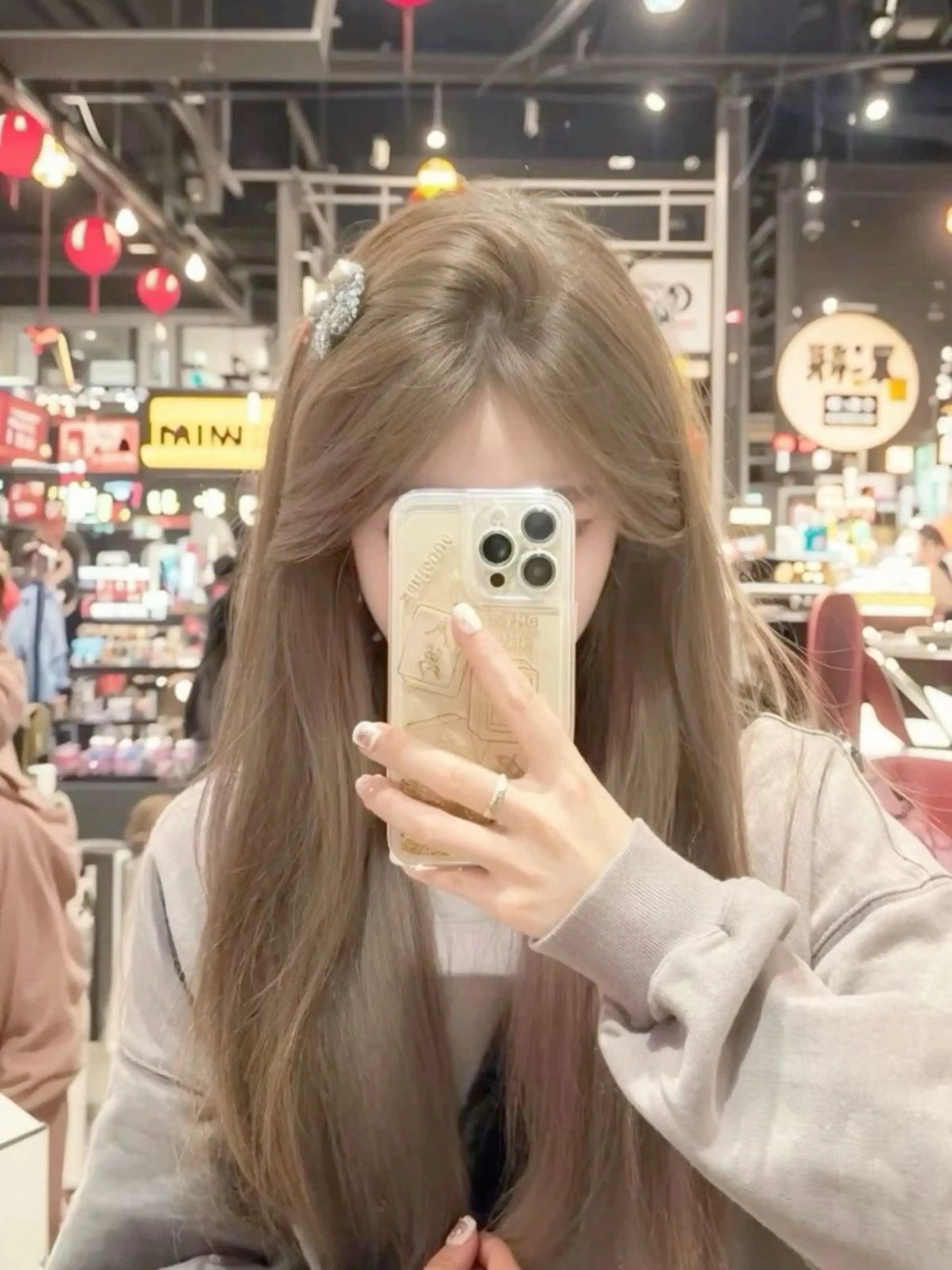 ロング 🤍韓国艶ワンホン ヘアMAYU🤍のヘアスタイル