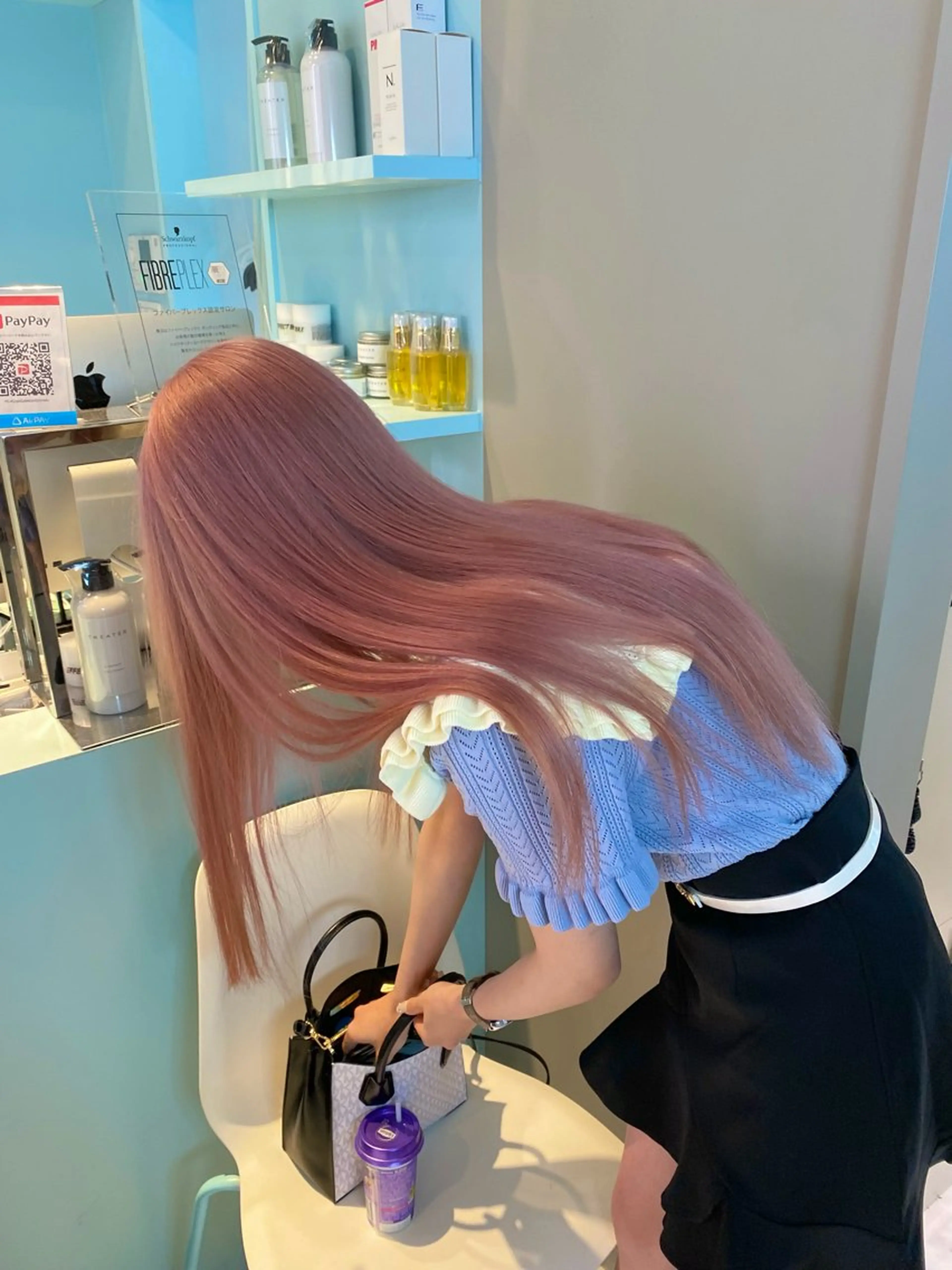 ミディアム ブリーチ✖️ 縮毛LANDのヘアスタイル