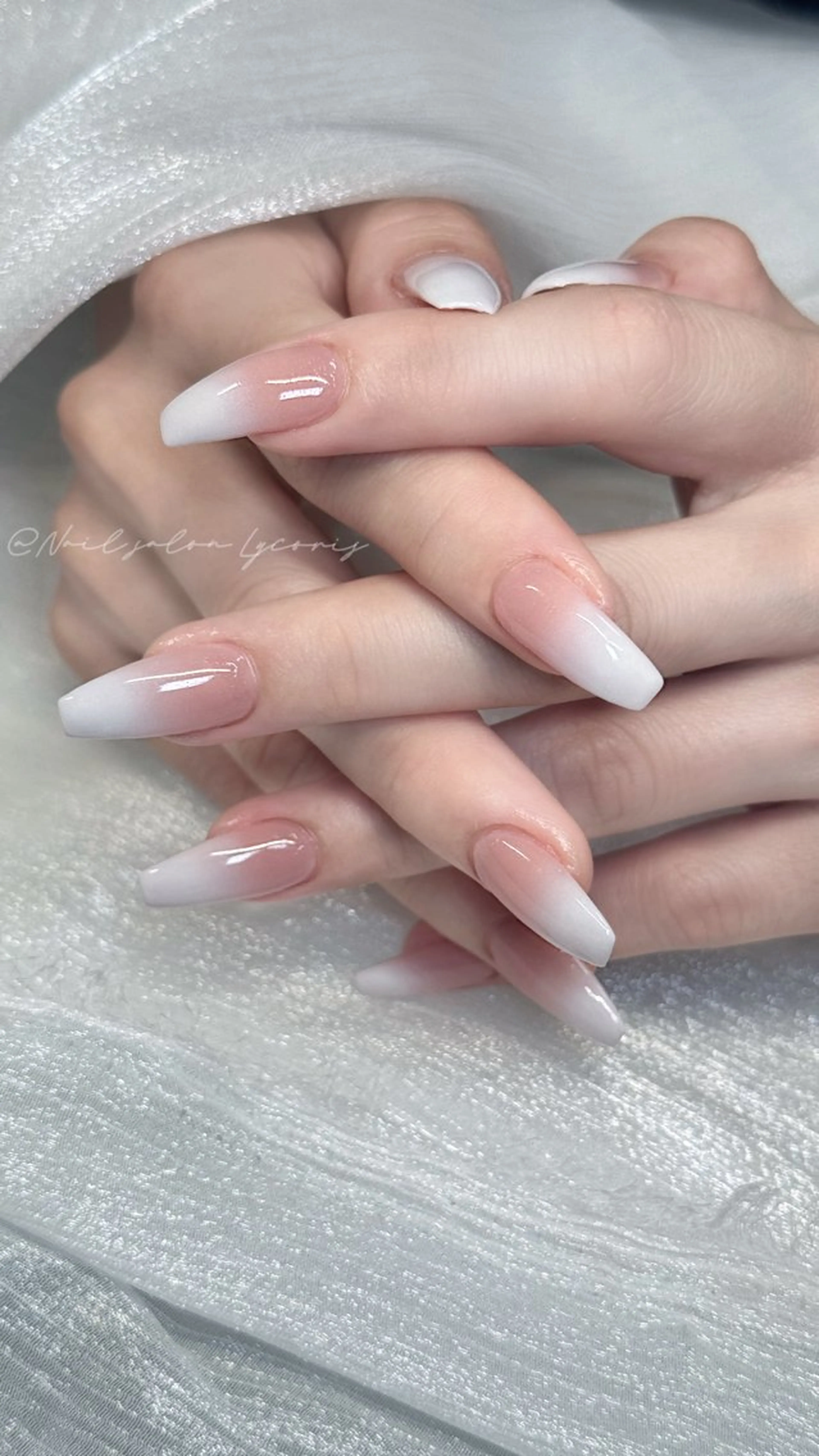ネイル ハンドネイル Nail salon Lycoris キキのネイルデザイン