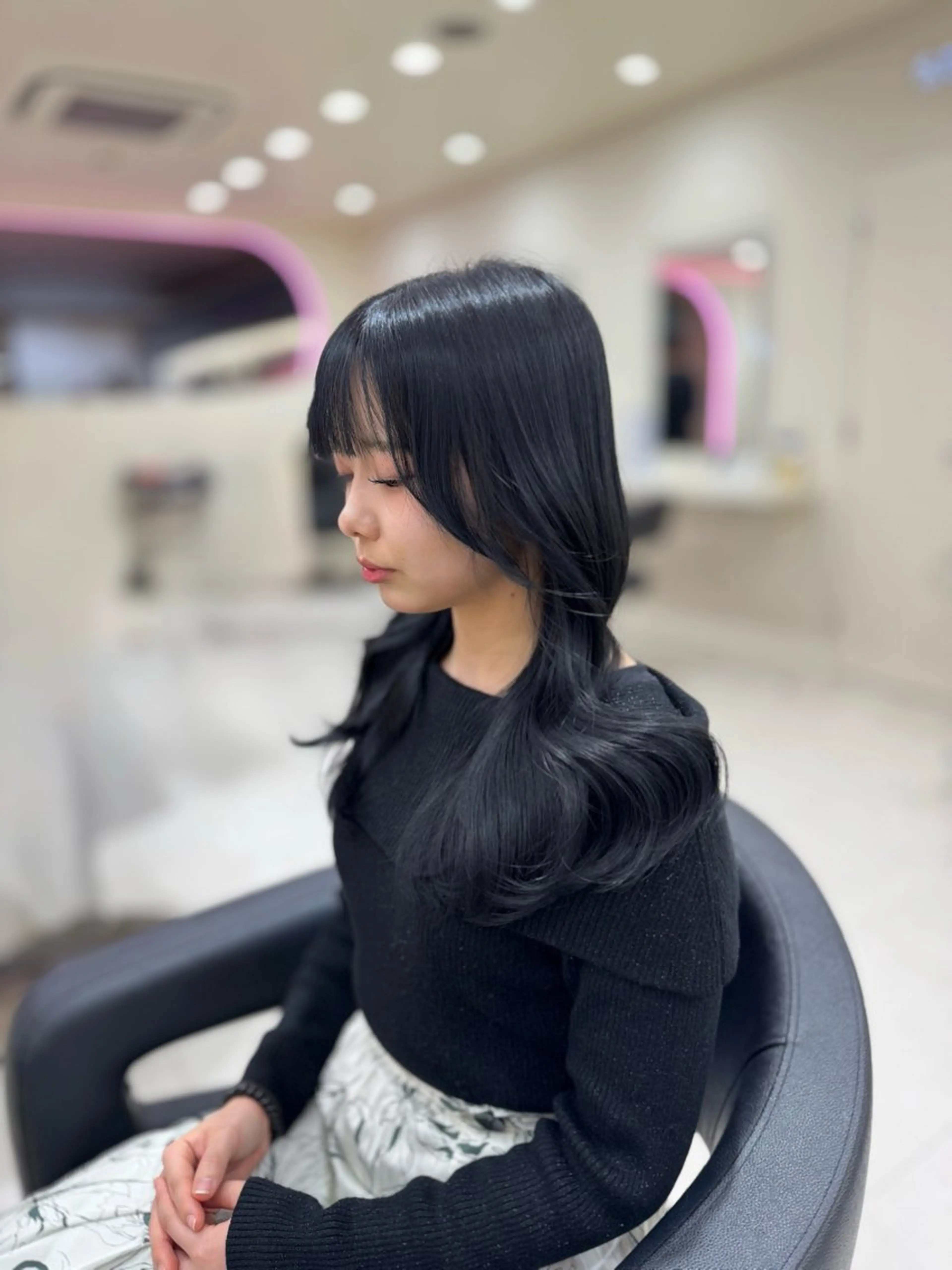 ロング レイヤーカット 似合わせカット カット ヘアカラー 透明感× ブルーブラック/池袋のヘアスタイル