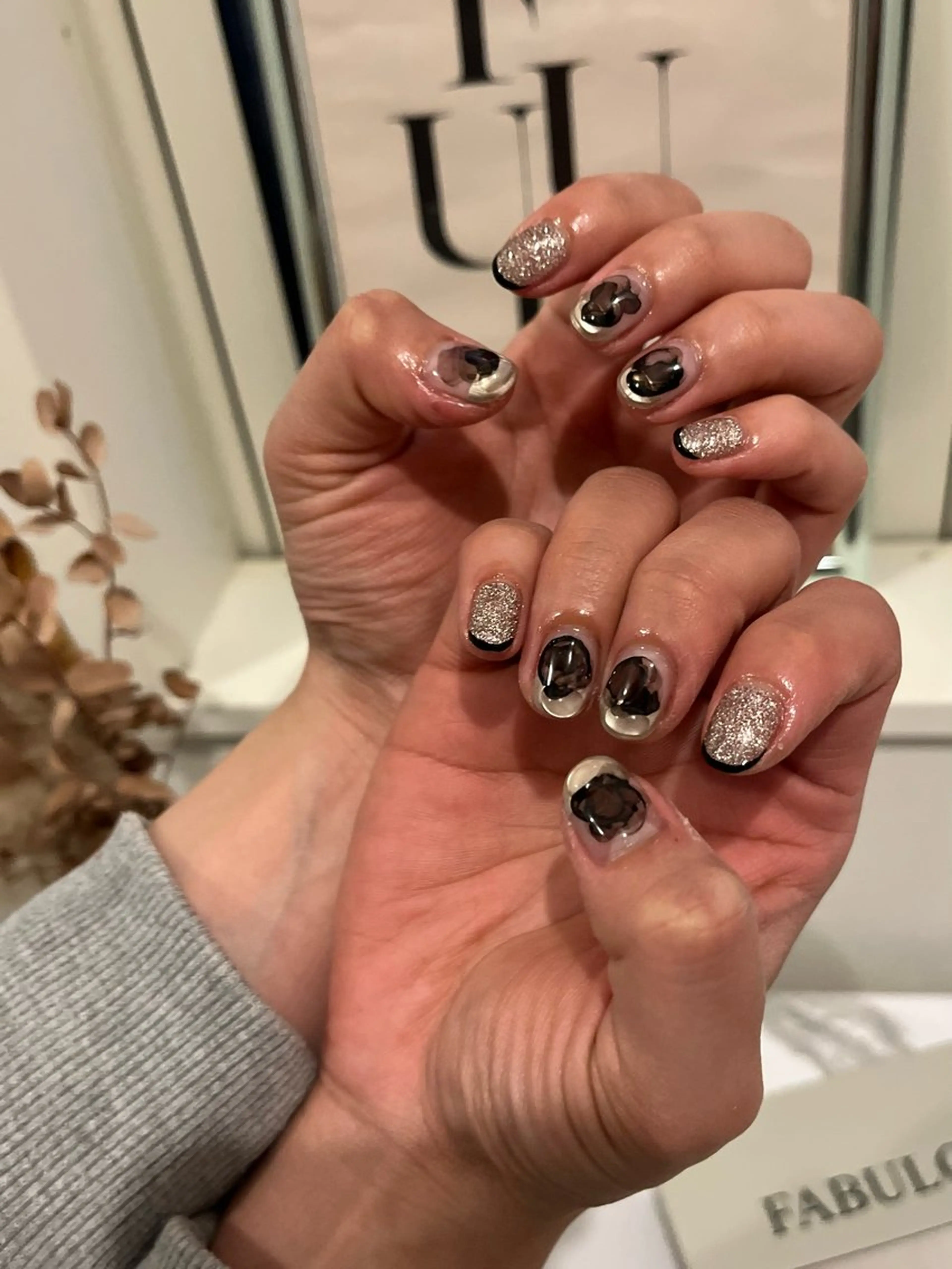 ネイル S. SAYAのネイルデザイン