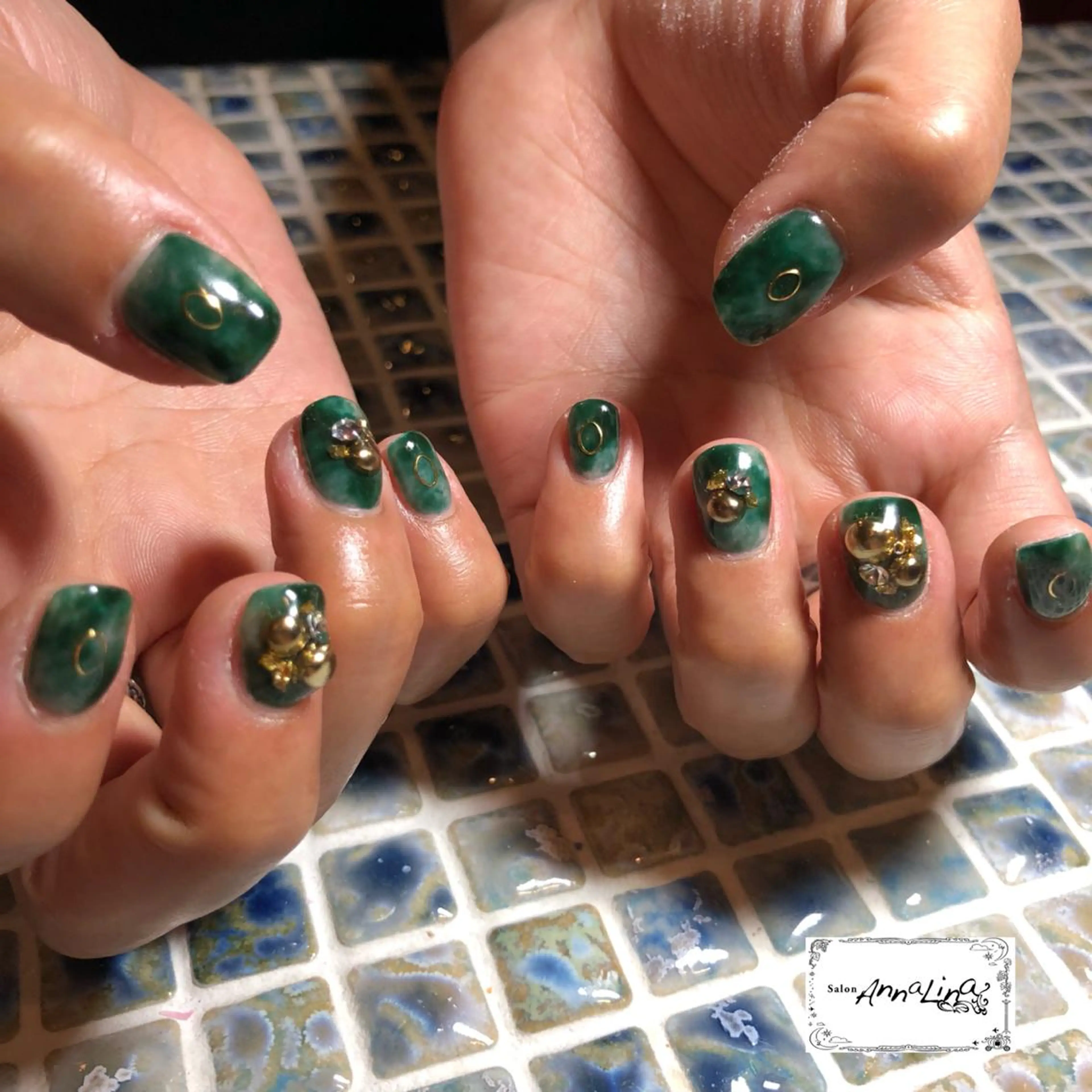 ネイル グリーン 大理石ネイル(マーブル) ハンドネイル アトリエ UNICOのネイルデザイン