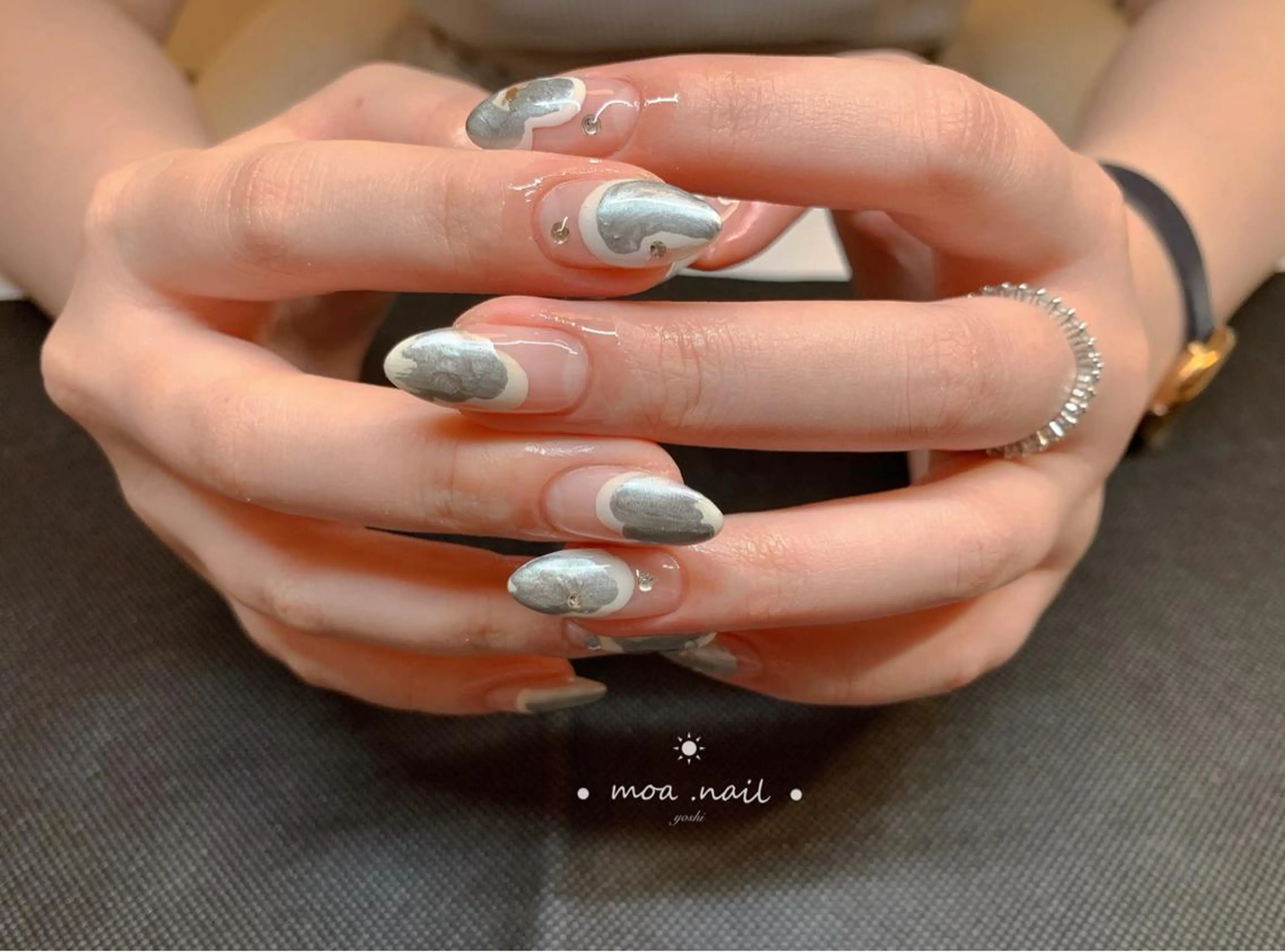 ネイル MoaNail🫶 Yoshiのネイルデザイン