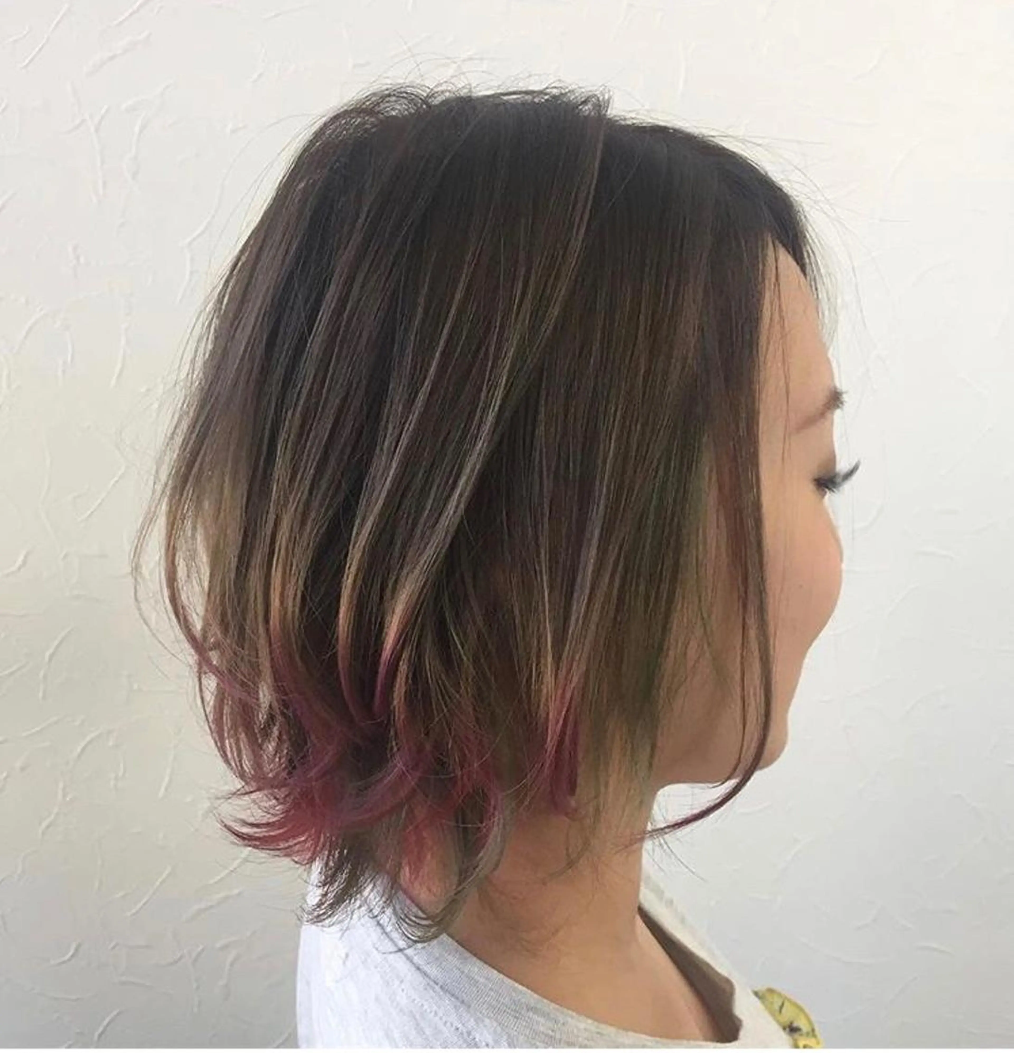 ミディアム 松浦 圭希のヘアスタイル